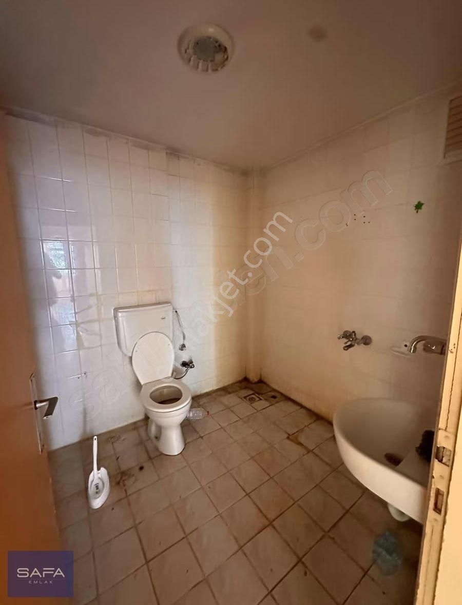 Safa Emlaktan Merkezi Konumda Kiralık Daire - Görsel 10