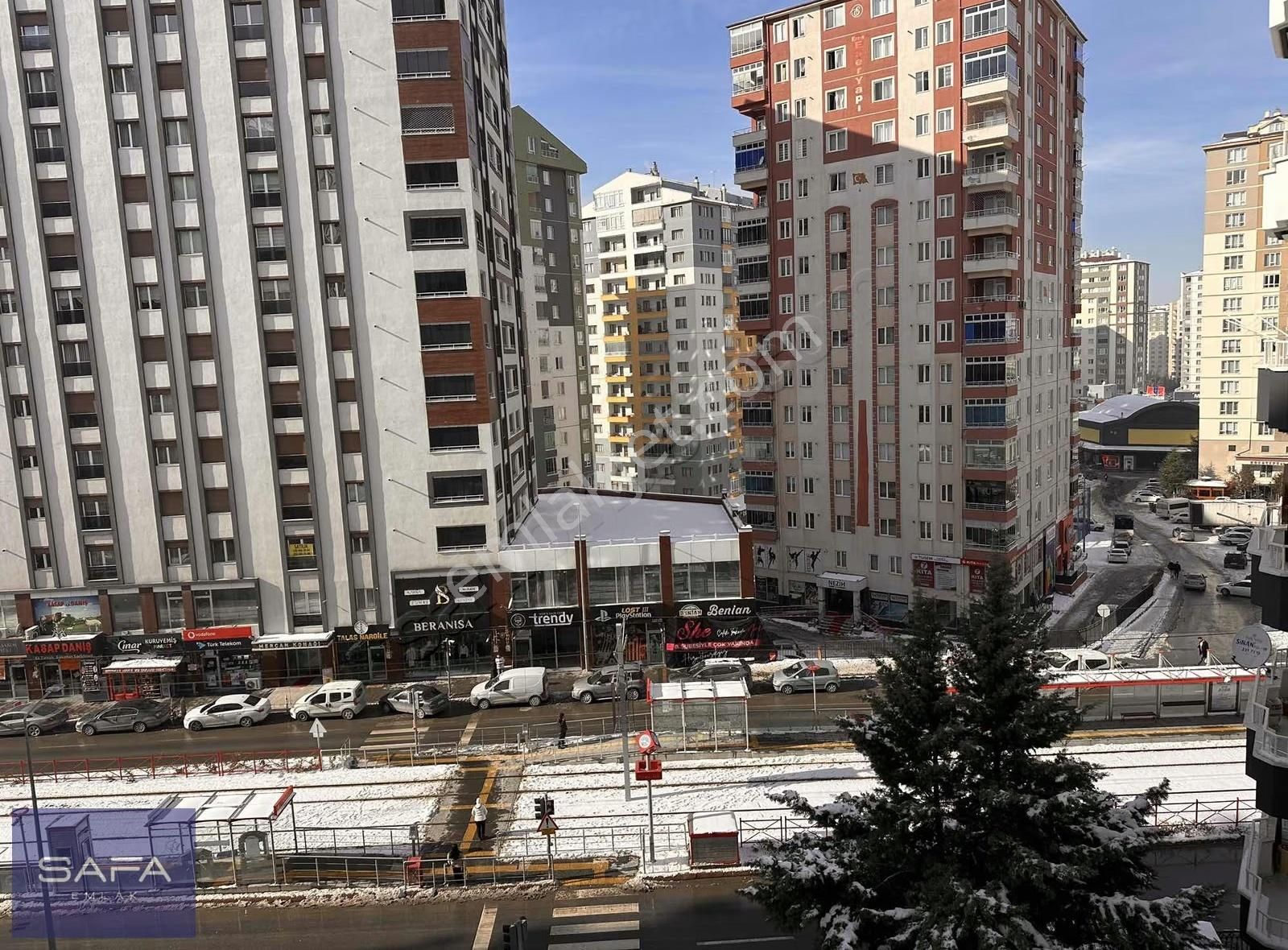 Safa Emlaktan Merkezi Konumda Kiralık Daire - Görsel 11