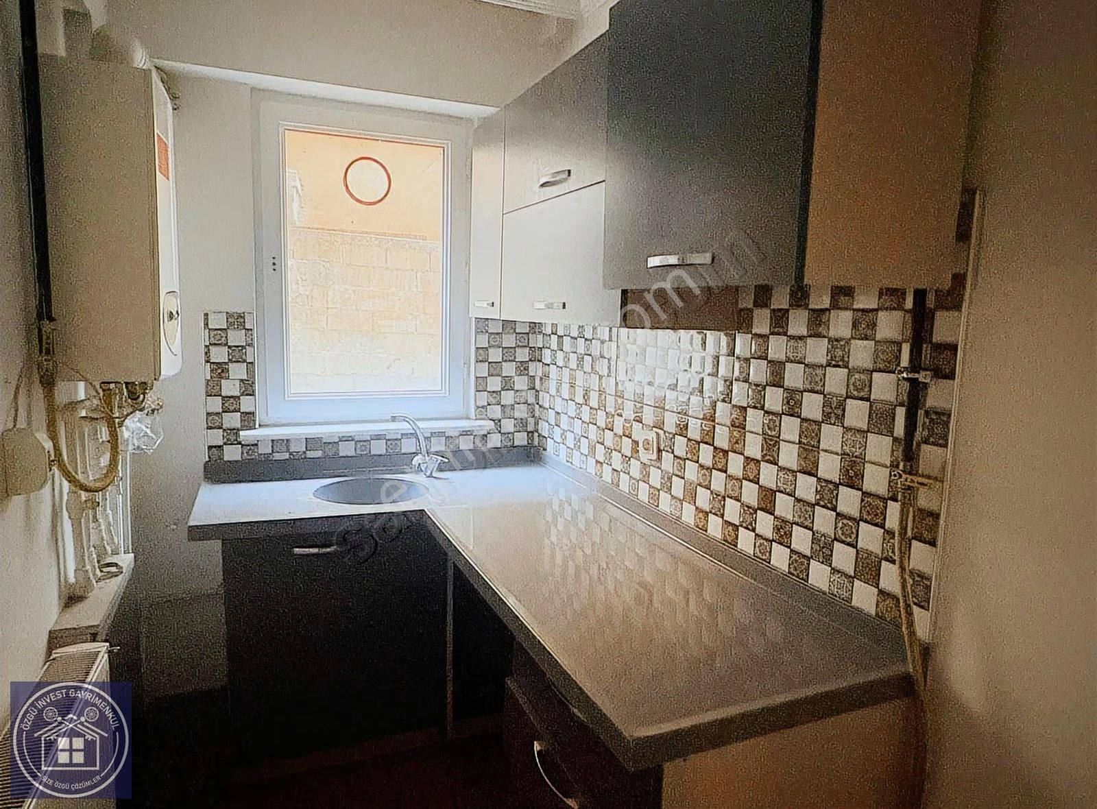 Özgü Gayrimenkul'den Cadde Üzeri Fırsat 2+0 Daire - Görsel 4