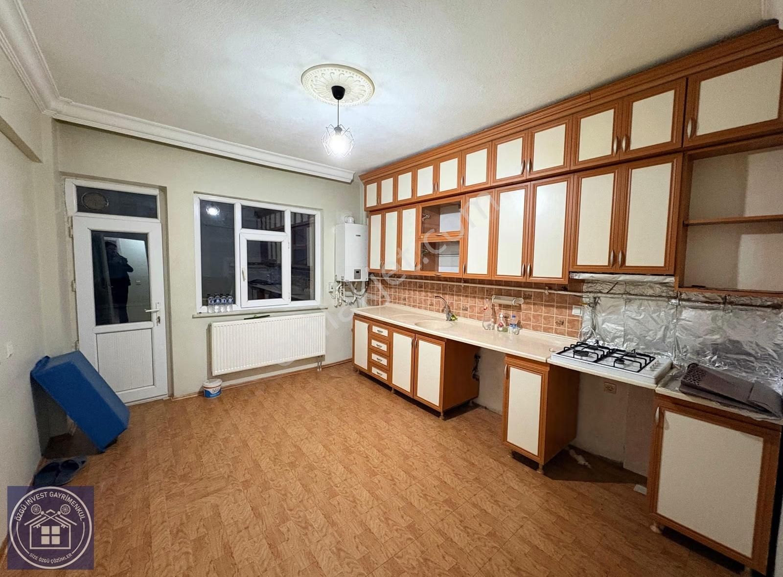 Özgü'den Sporkent'te Geniş Ve Cadde Üzeri Satılık 3+1 Daire - Görsel 3