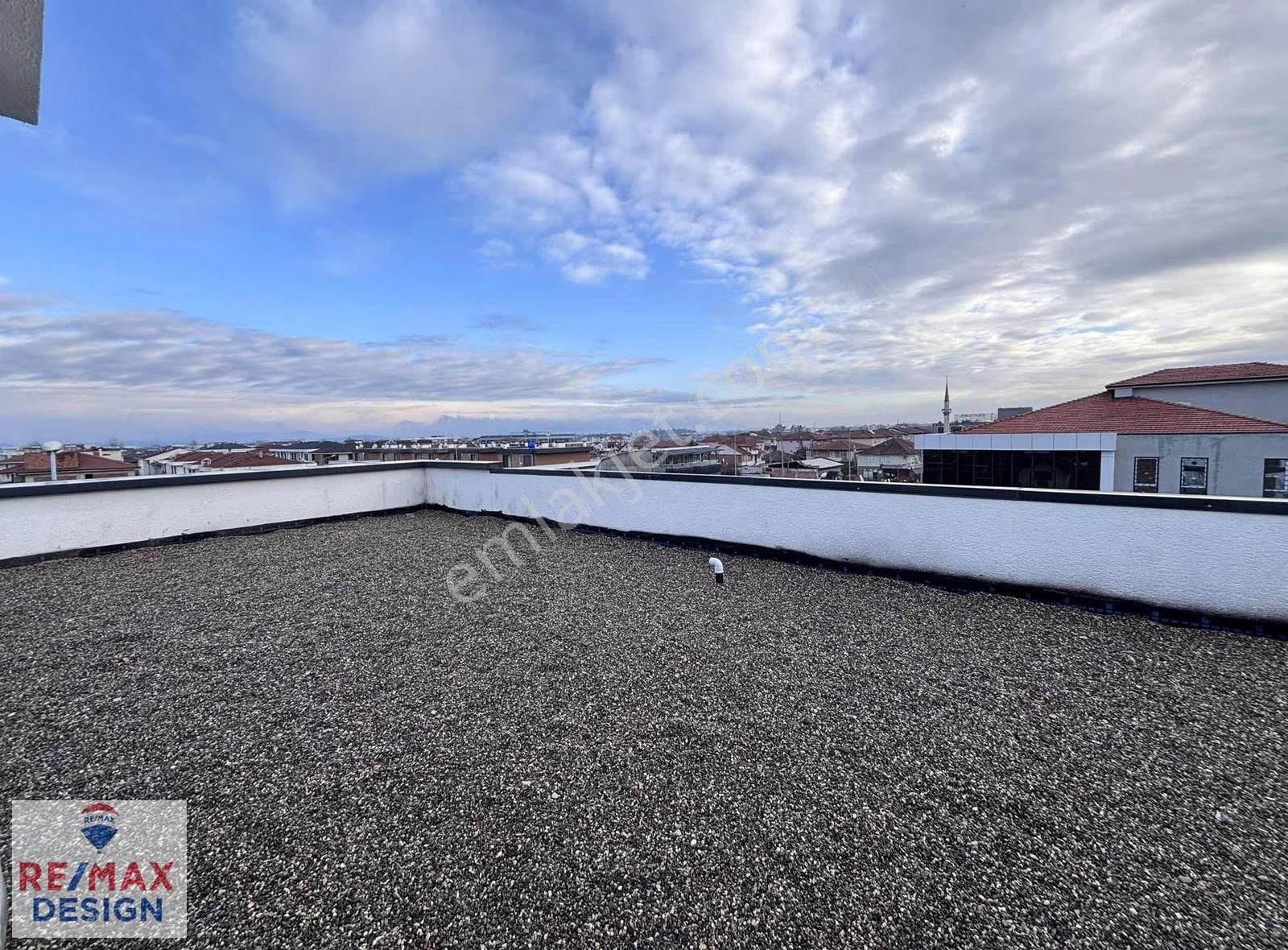 Serdivan Ana Cadde Üzerinde Satılık 2+1 Ticari Ofis - Görsel 14