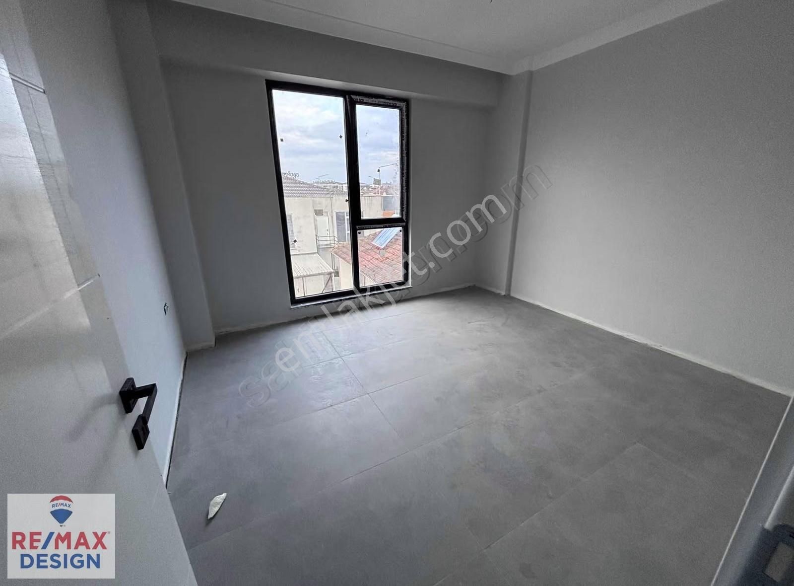 Serdivan Ana Cadde Üzerinde Satılık 2+1 Ticari Ofis - Görsel 16