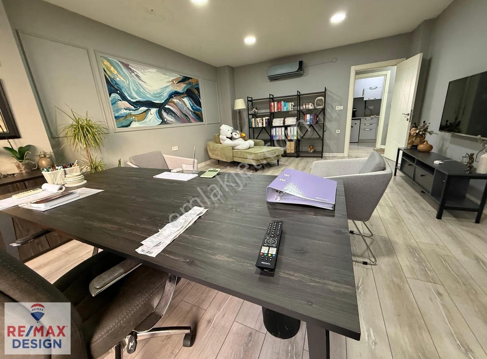 Kurtuluş Mahallesin'de 80 M2 2+1 Satılık Ofis Remax Design - Görsel 18