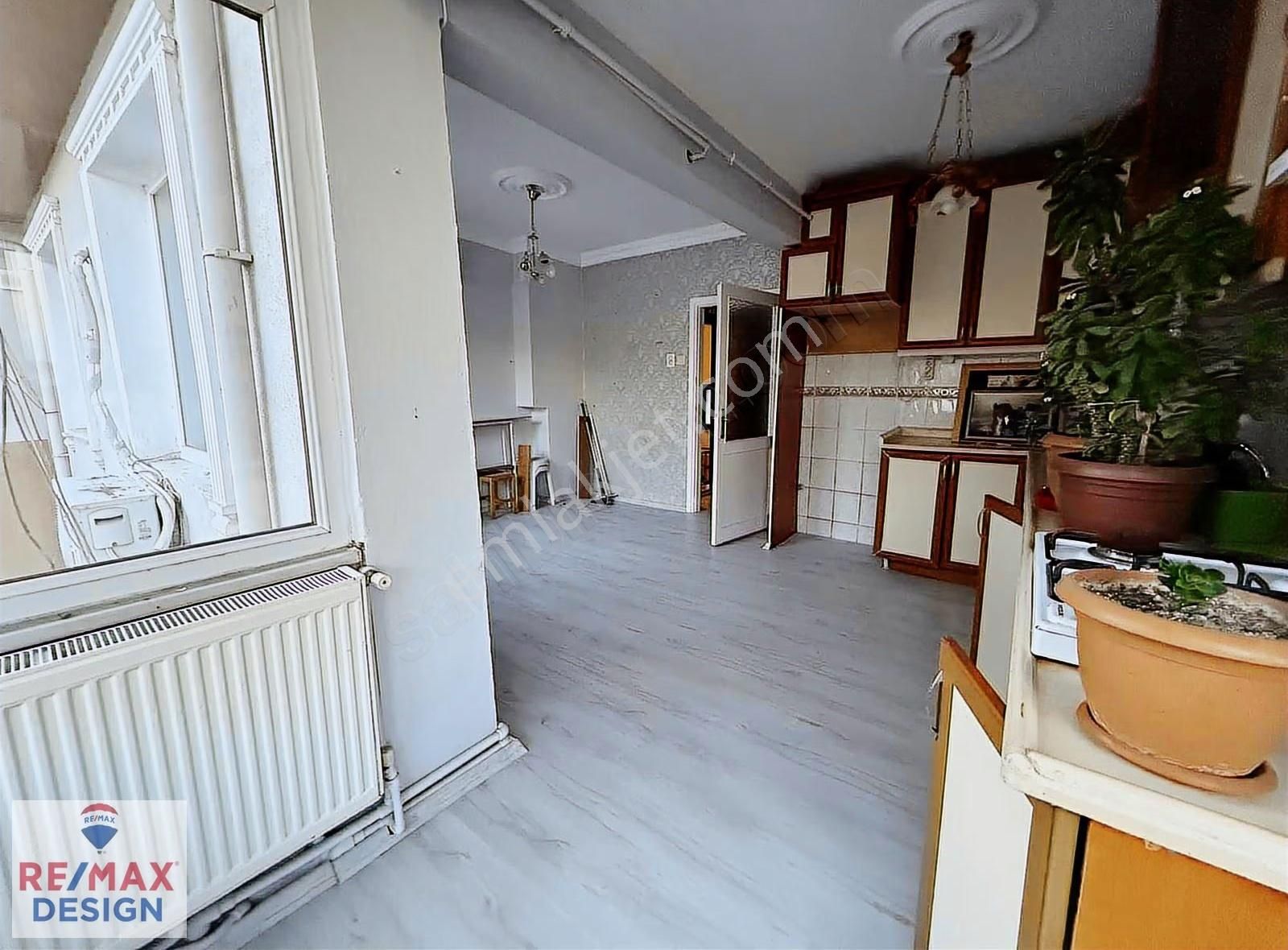 Erenler Yaptaş Bloklarında Kiralık 3+1daire Remax Desıgn - Görsel 15