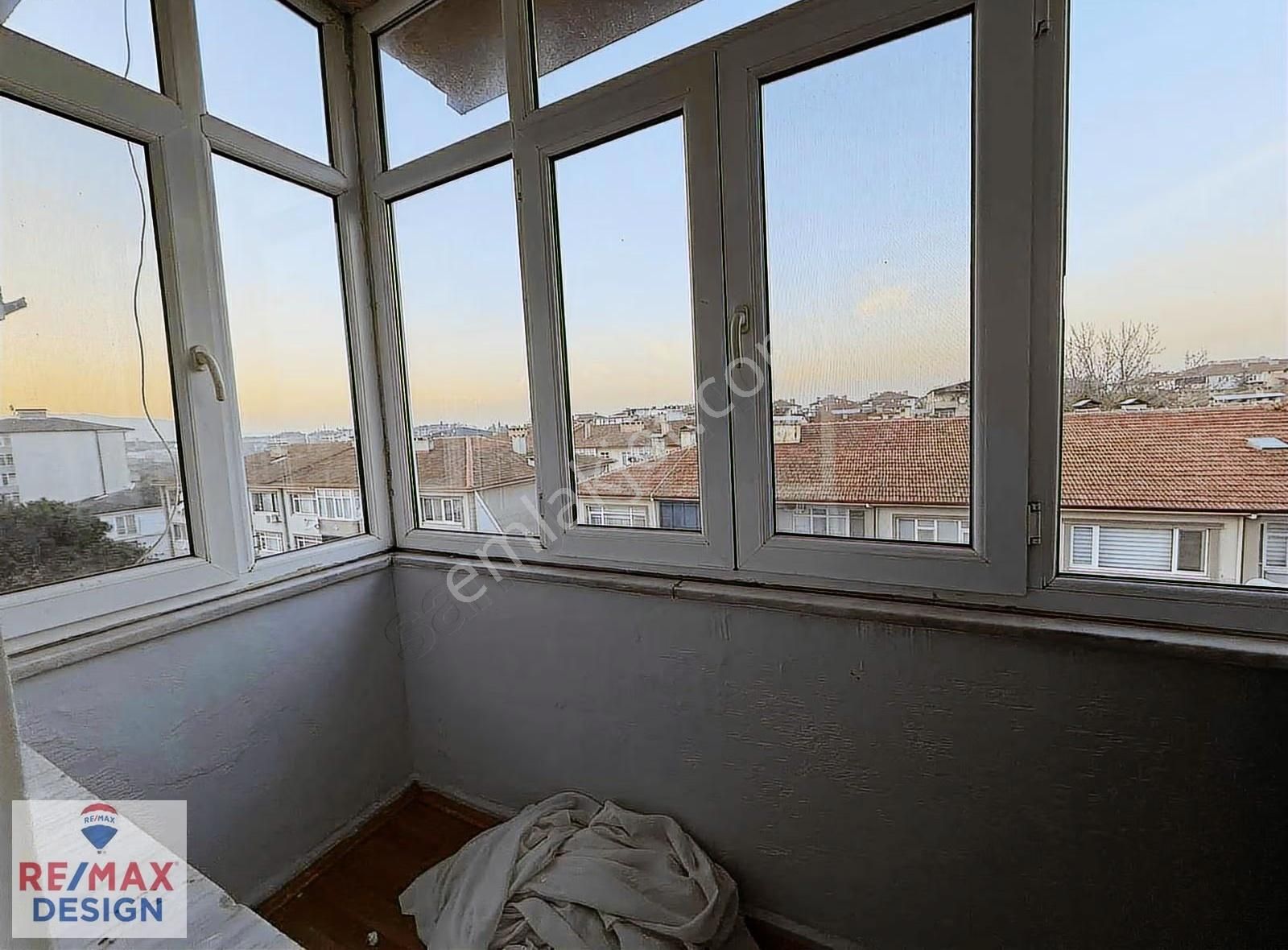Erenler Yaptaş Bloklarında Kiralık 3+1daire Remax Desıgn - Görsel 5