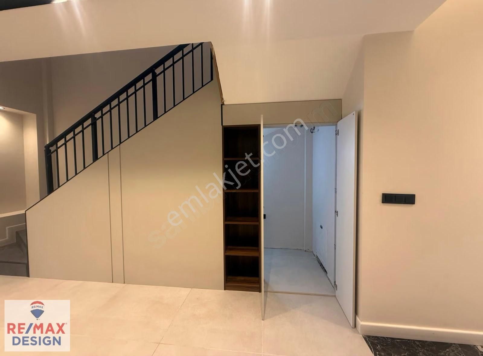 Sakarya'da Satılık Villa Sıfır Manzaralı Lüks 4+1 Remax Design - Görsel 10