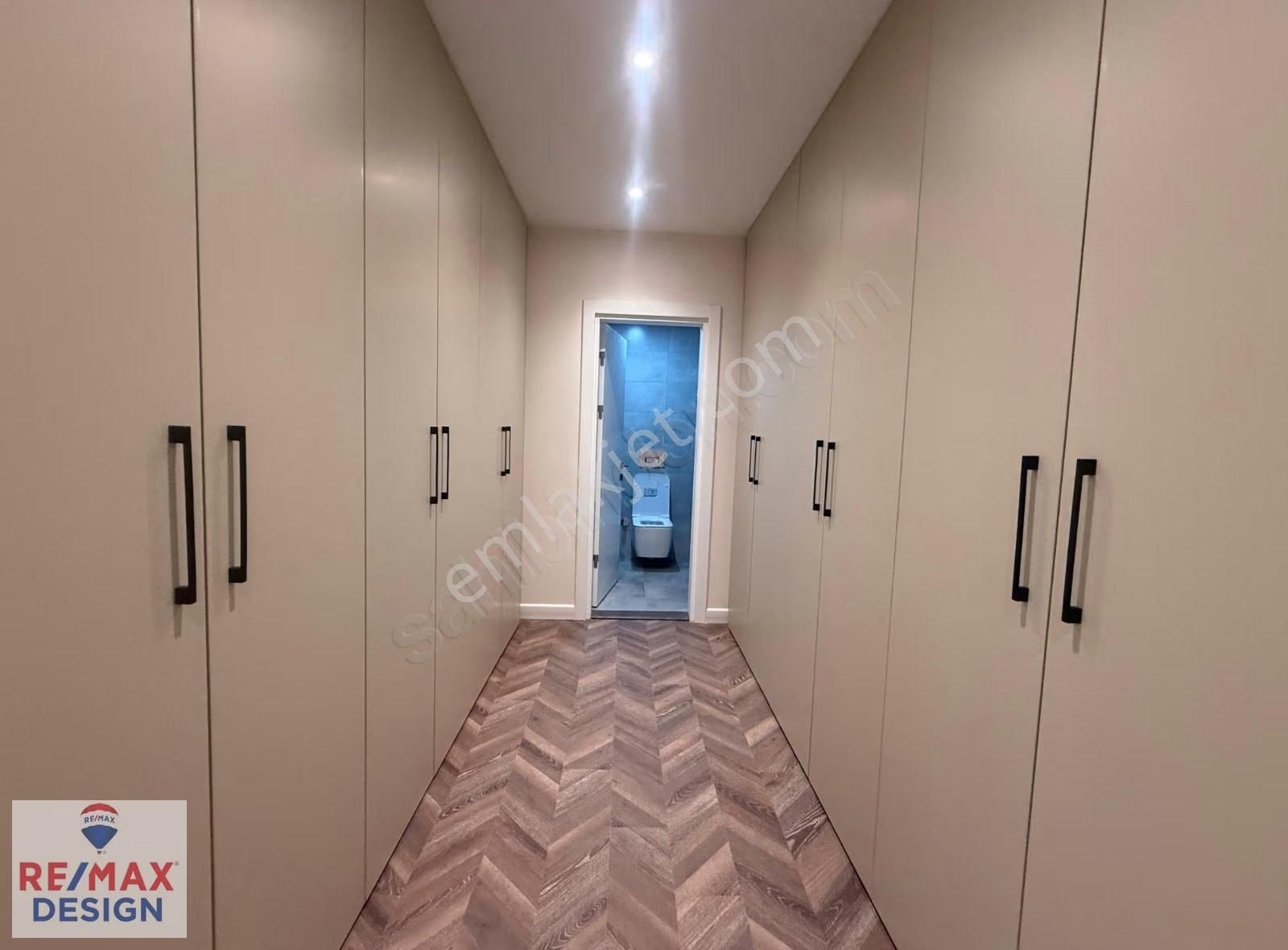 Sakarya'da Satılık Villa Sıfır Manzaralı Lüks 4+1 Remax Design - Görsel 31