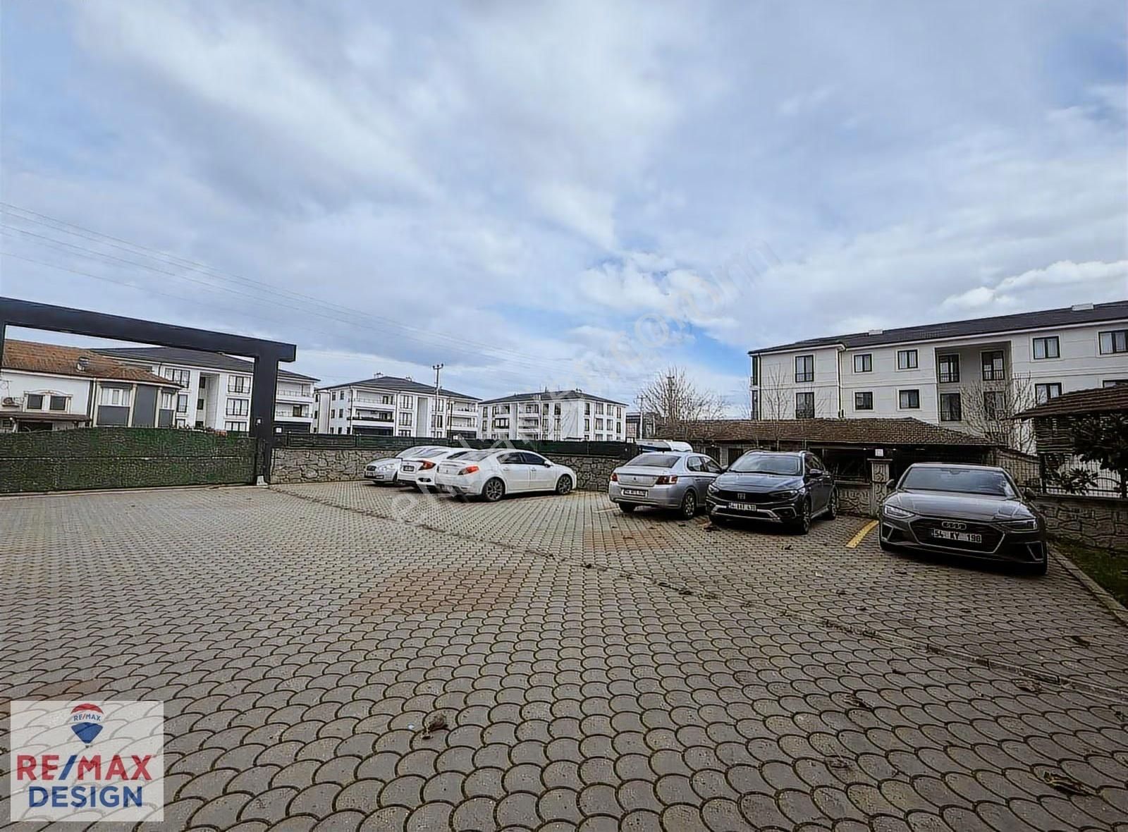 Remax Desıgn Sun Garden City'de Satılık Daire - Görsel 6