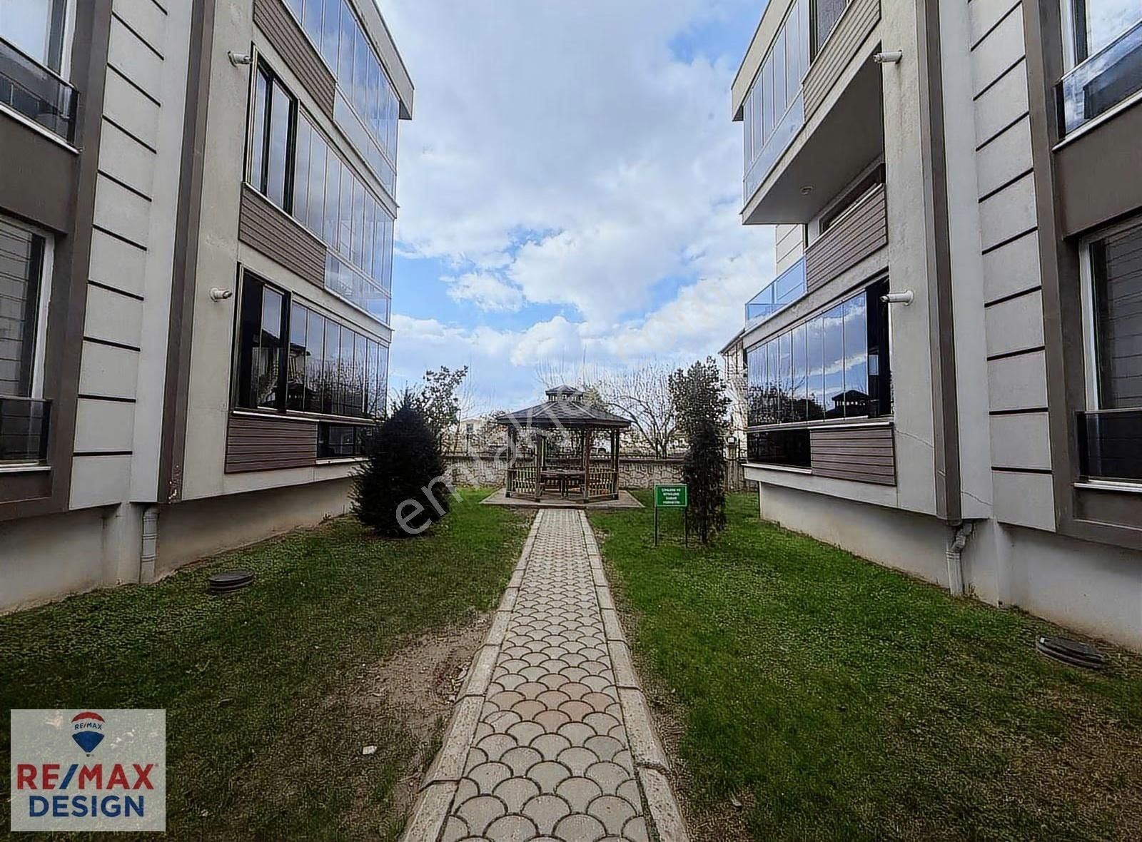 Remax Desıgn Sun Garden City'de Satılık Daire - Görsel 2