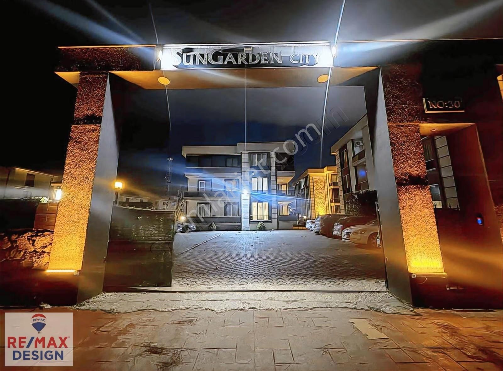 Remax Desıgn Sun Garden City'de Satılık Daire - Görsel 33
