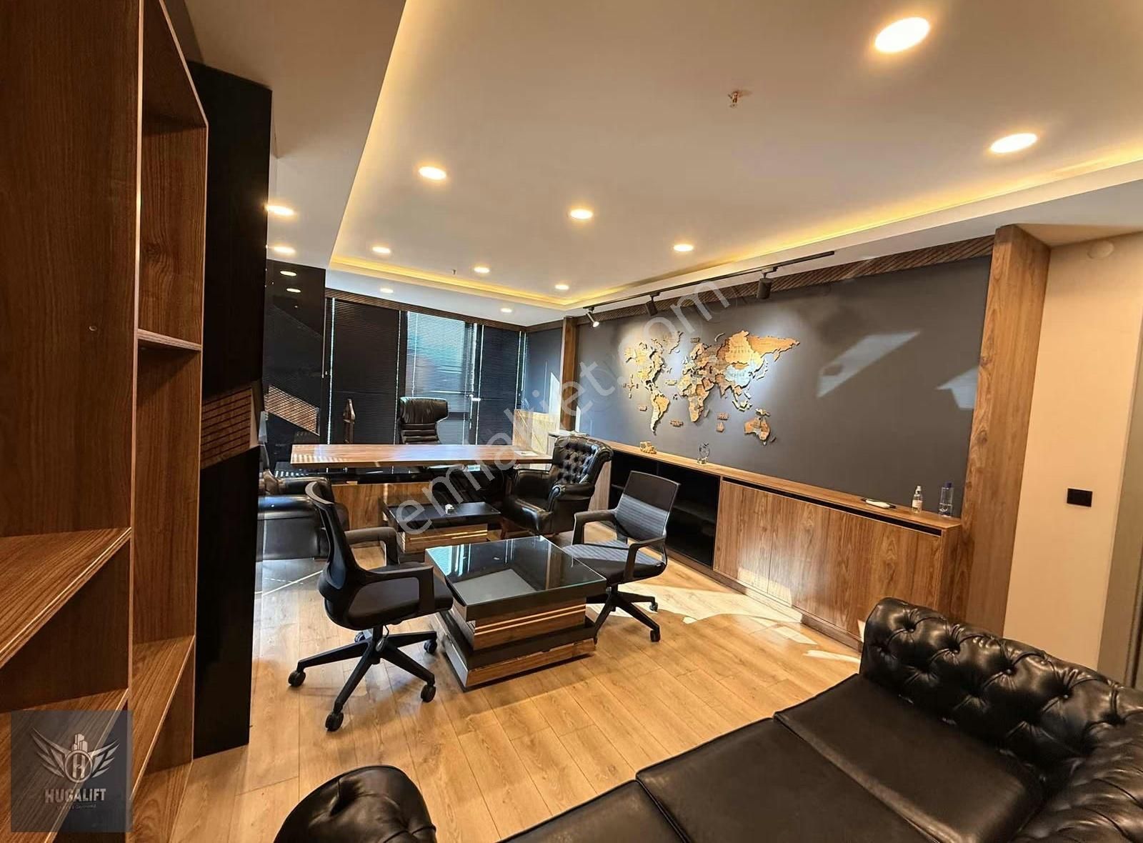 Luna Park Karşısı Çeysa'da Satılık Eşyalı Büro !!