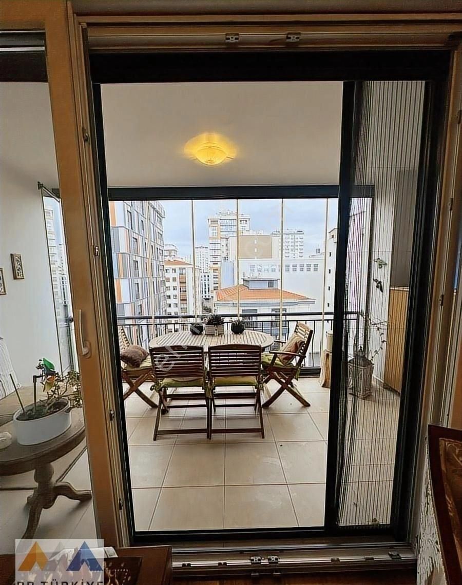 Taşmektep Sokakta Genç Binada 8. Kat 190 M² Kiralık 4+1 - Görsel 12