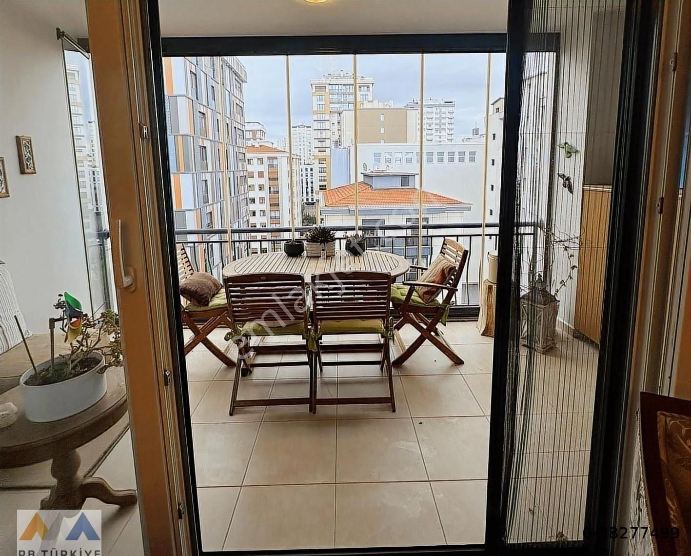 Taşmektep Sokakta Genç Binada 8. Kat 190 M² Kiralık 4+1