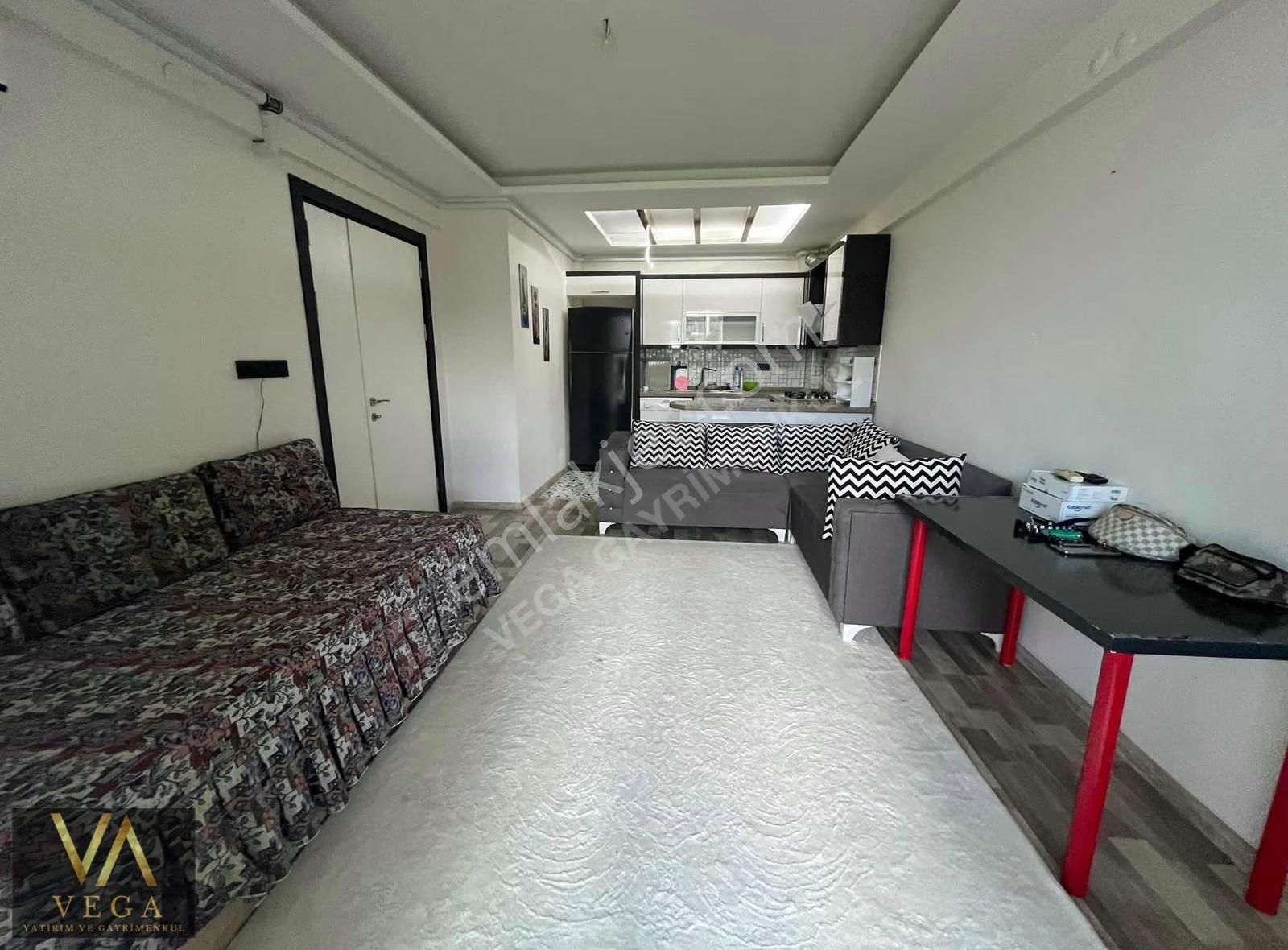 Villalar Bölgesi Site İçinde Satılık Havuz Cephe 1+1 Daire - Görsel 7