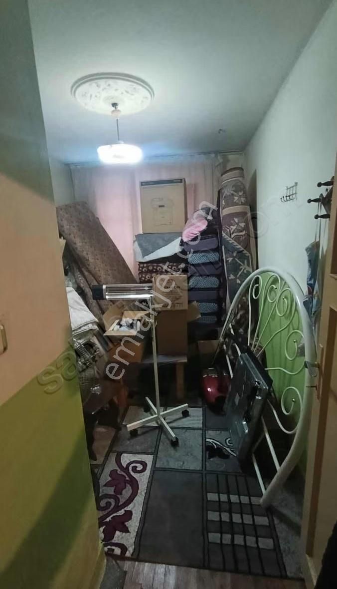 İhsaniye Mah. 3+1 Zemin Kat Satılık - Görsel 2