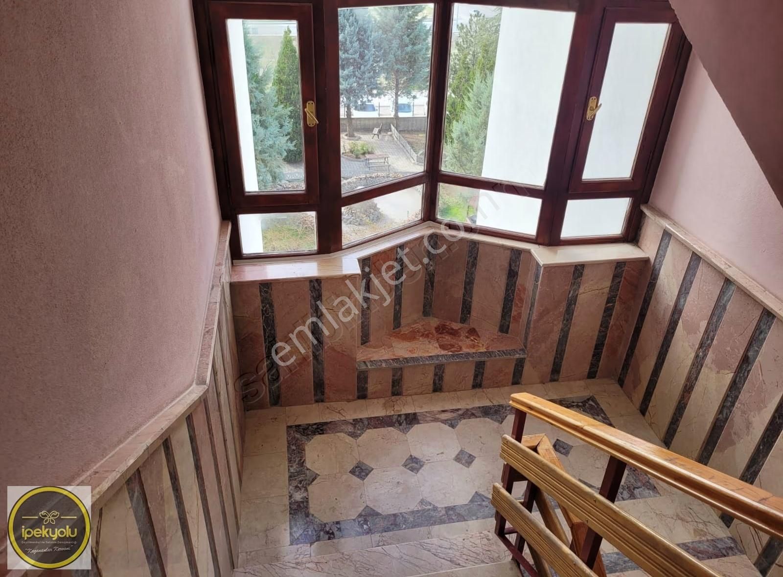 İpekyolu Gayrimenkulden Sefakent Sitesinde 3+1 Kiralık Daire - Görsel 9