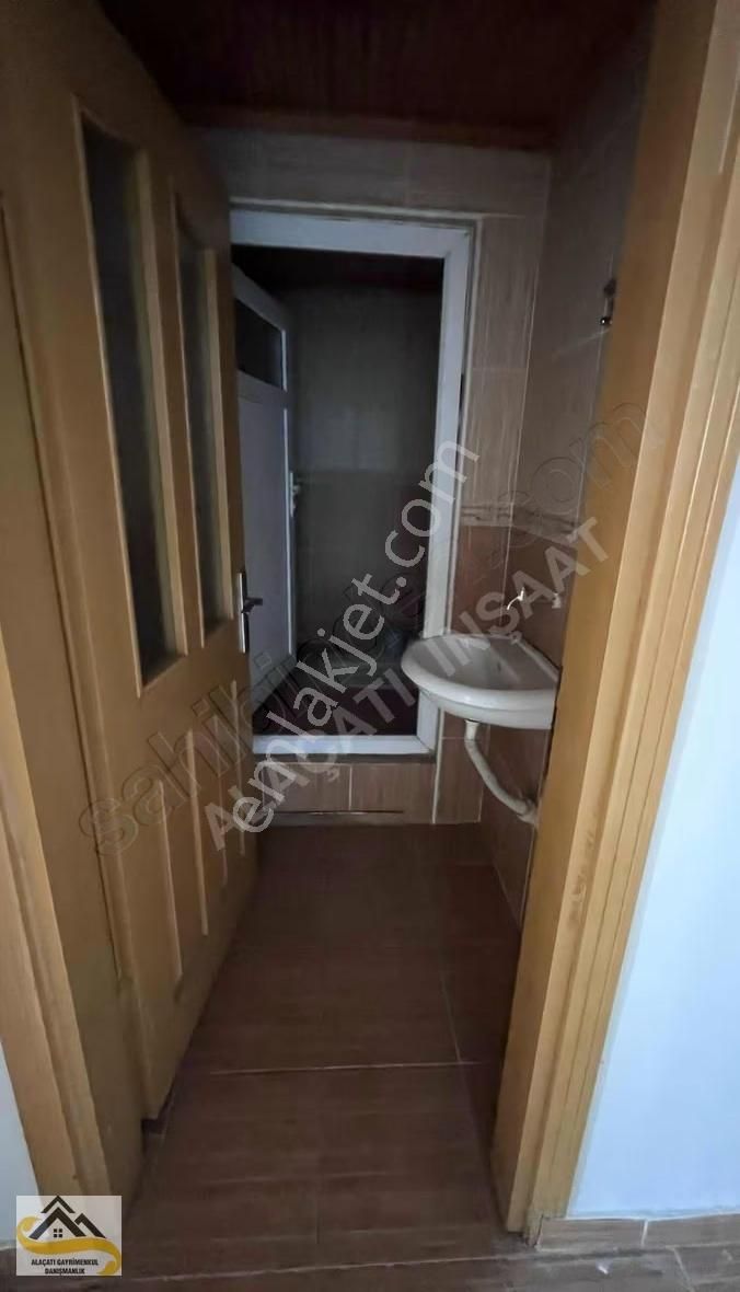 Alaçatı Dan Kat İrtifaklı Çatı Katı Masrafsız 2+1 - Görsel 16