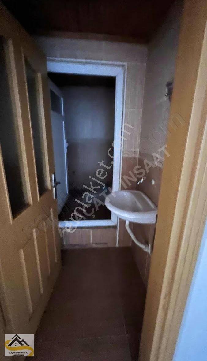 Alaçatı Dan Kat İrtifaklı Çatı Katı Masrafsız 2+1 - Görsel 8