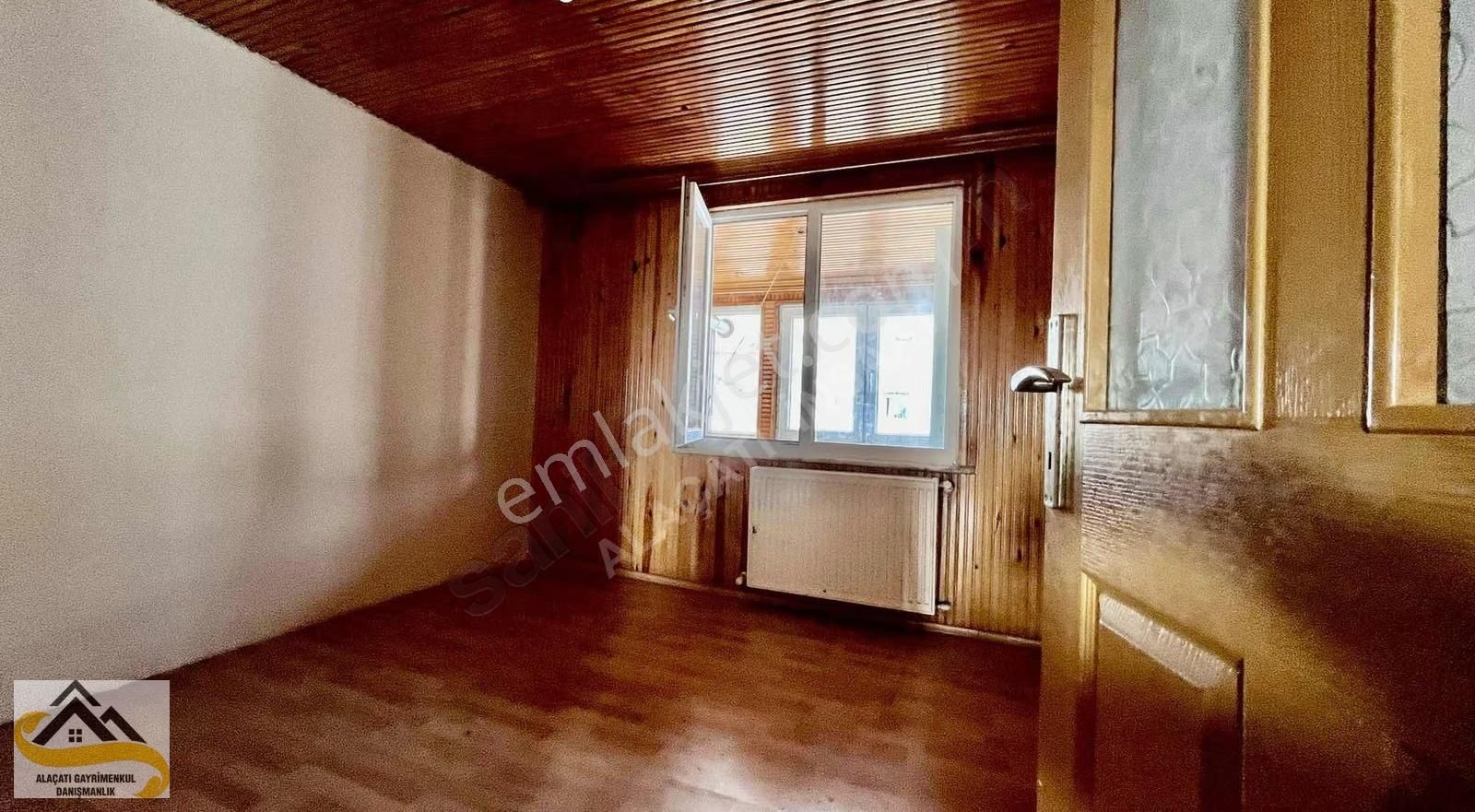 Alaçatı Dan Kat İrtifaklı Çatı Katı Masrafsız 2+1 - Görsel 21