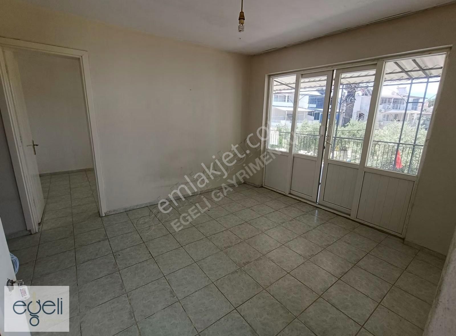 Kuşadası Kadıkalesi Plaja İlk Site Satılık Yazlık Villa.... - Görsel 17