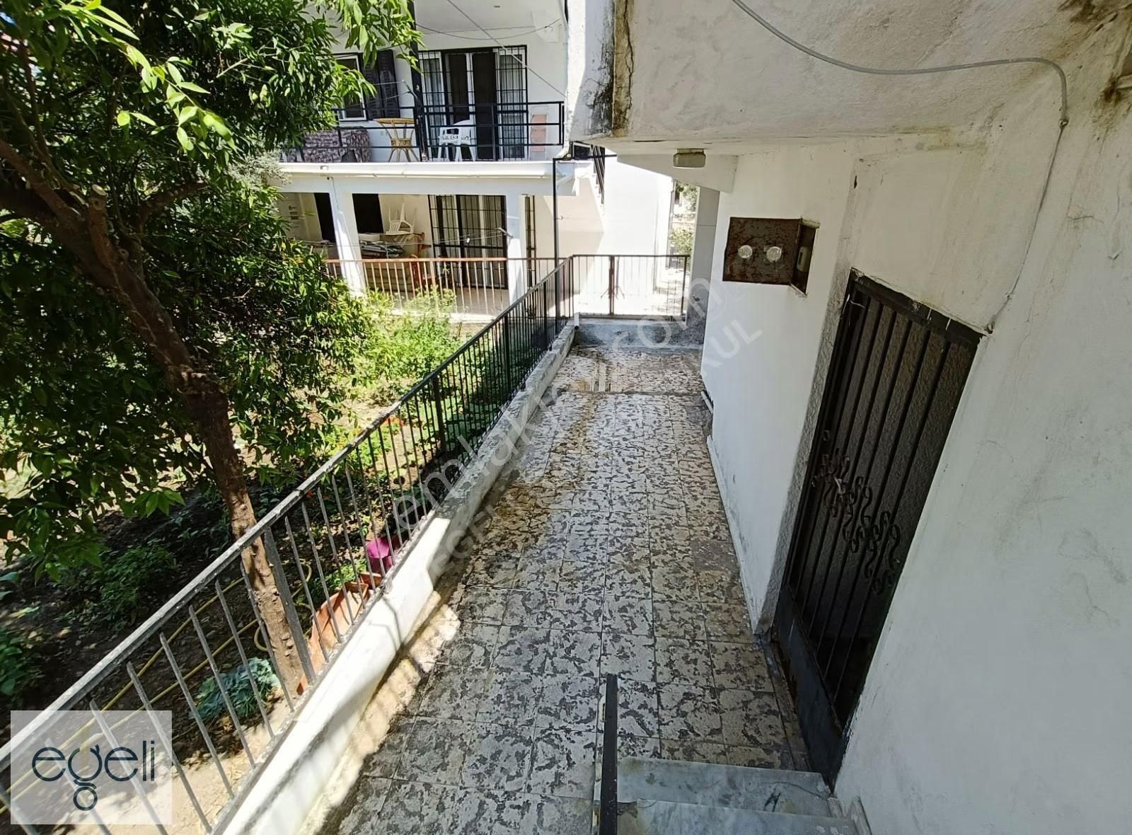 Kuşadası Kadıkalesi Plaja İlk Site Satılık Yazlık Villa.... - Görsel 22