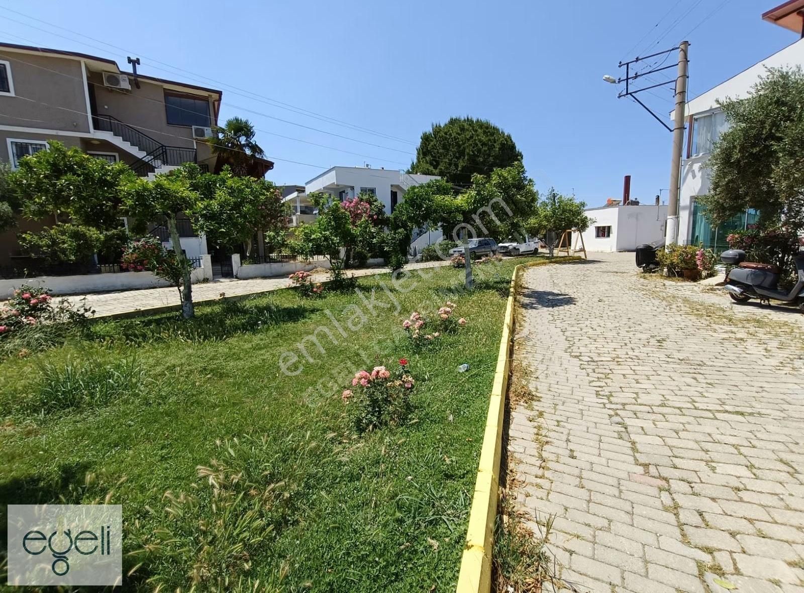 Kuşadası Kadıkalesi Plaja İlk Site Satılık Yazlık Villa.... - Görsel 4