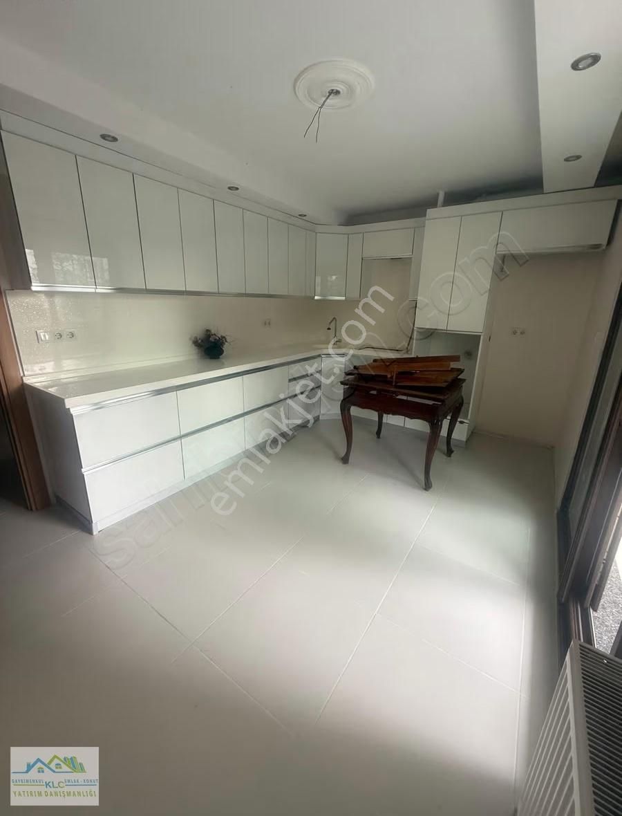 Klc Den Bahçelievler Mahallesinde Ara Kat 3+1 140 M² Daire - Görsel 8