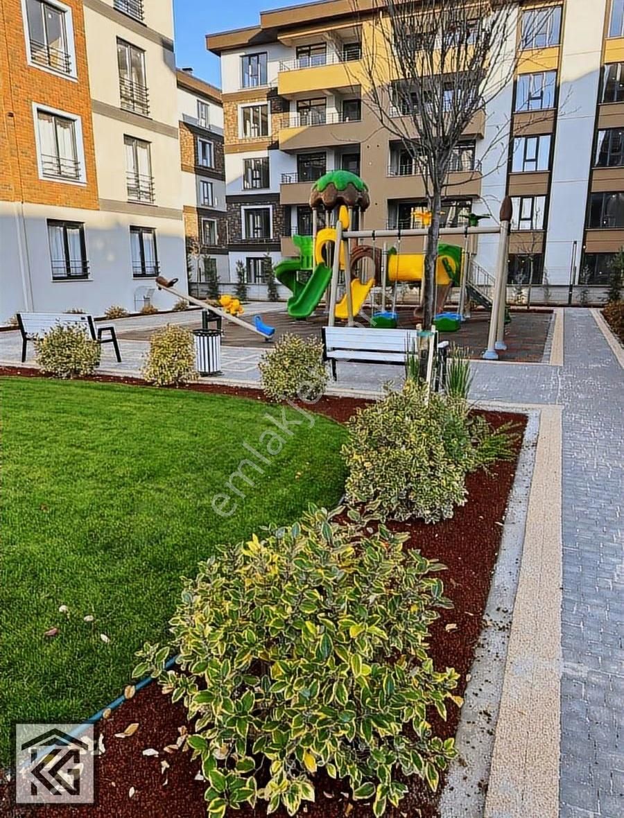 Kocalardan Merma Uluğbeyde Pera Palacede Lüxs Geniş Köşe 3+1 - Görsel 3