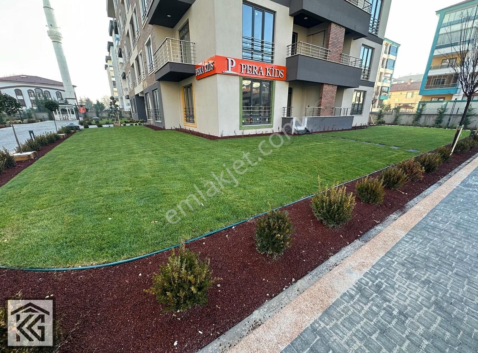 Kocalardan Merma Uluğbeyde Pera Palacede Lüxs Geniş Köşe 3+1 - Görsel 19