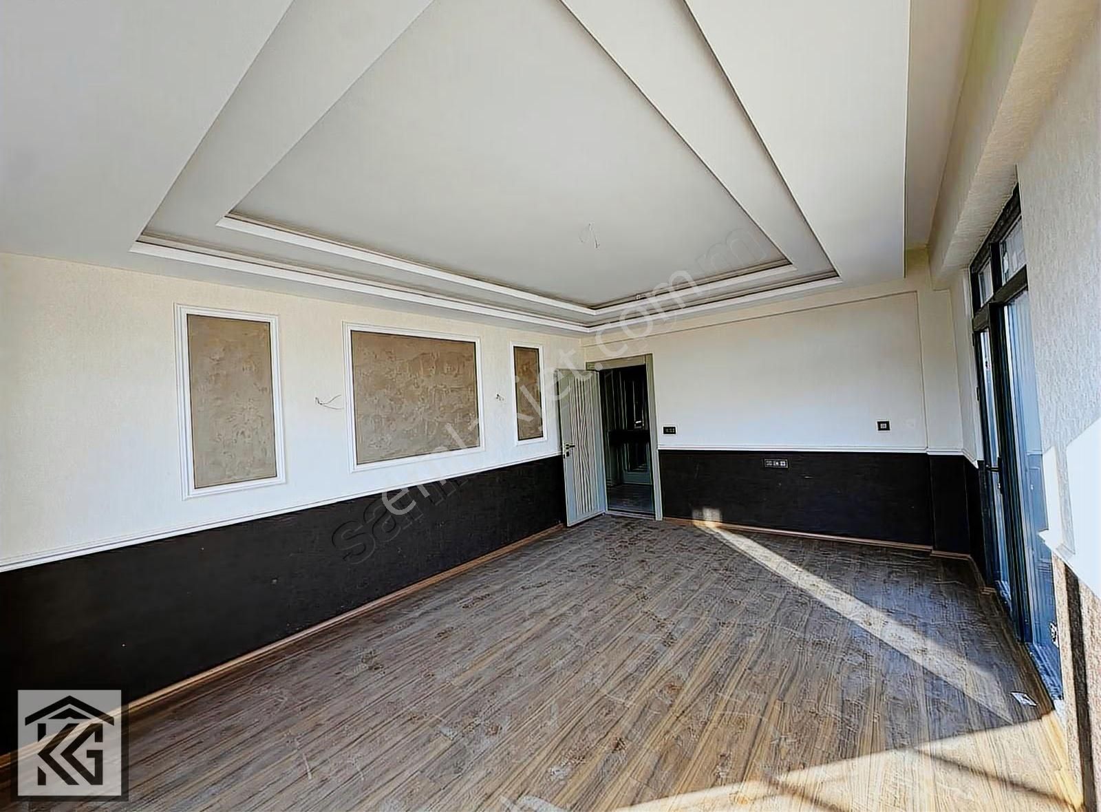 Kocalardan Merma Uluğbeyde Pera Palacede Lüxs Geniş Köşe 3+1 - Görsel 17