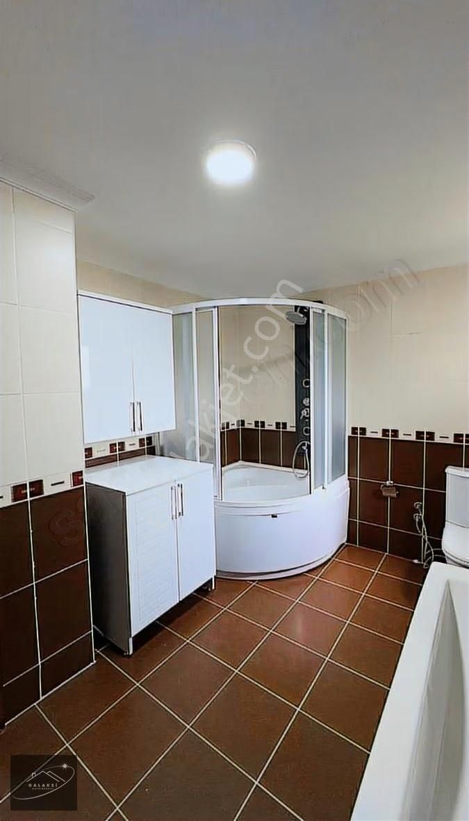 Galaksi Gayrimenkulden 6+1 Serdivanın En İyi Lokasyonunda Villa - Görsel 15