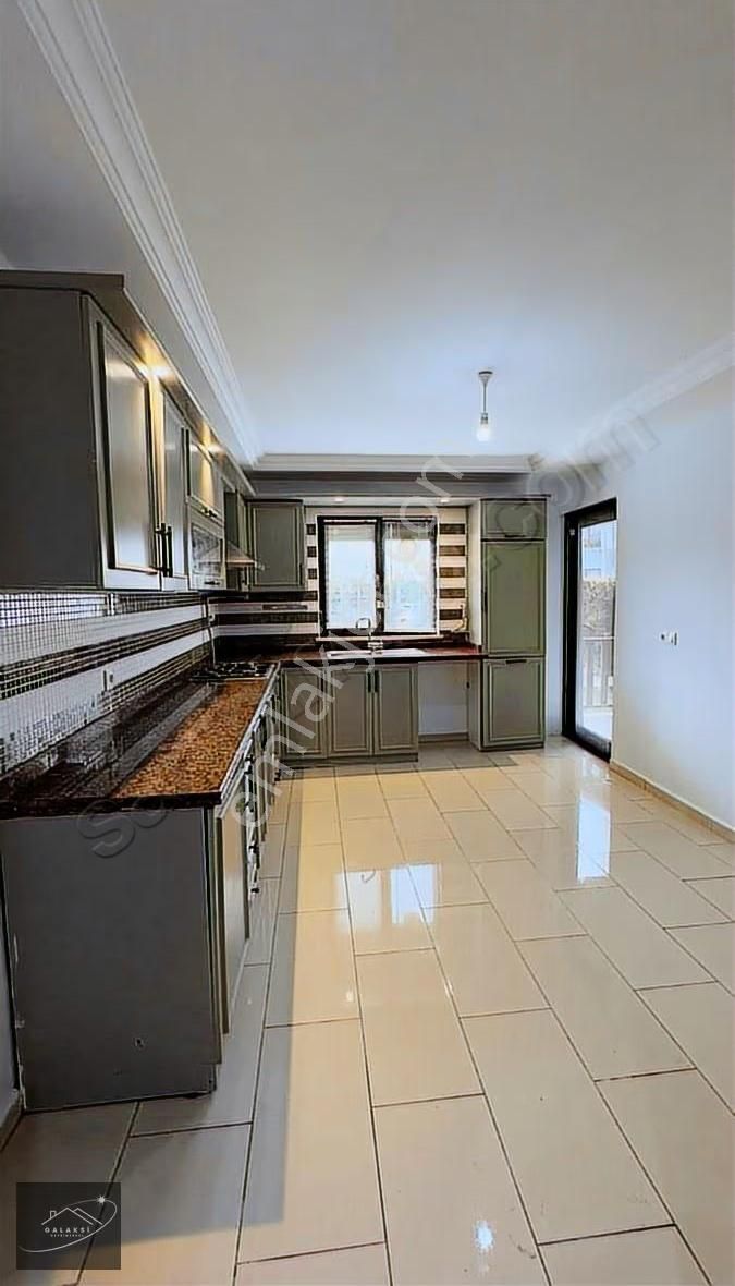 Galaksi Gayrimenkulden 6+1 Serdivanın En İyi Lokasyonunda Villa - Görsel 33