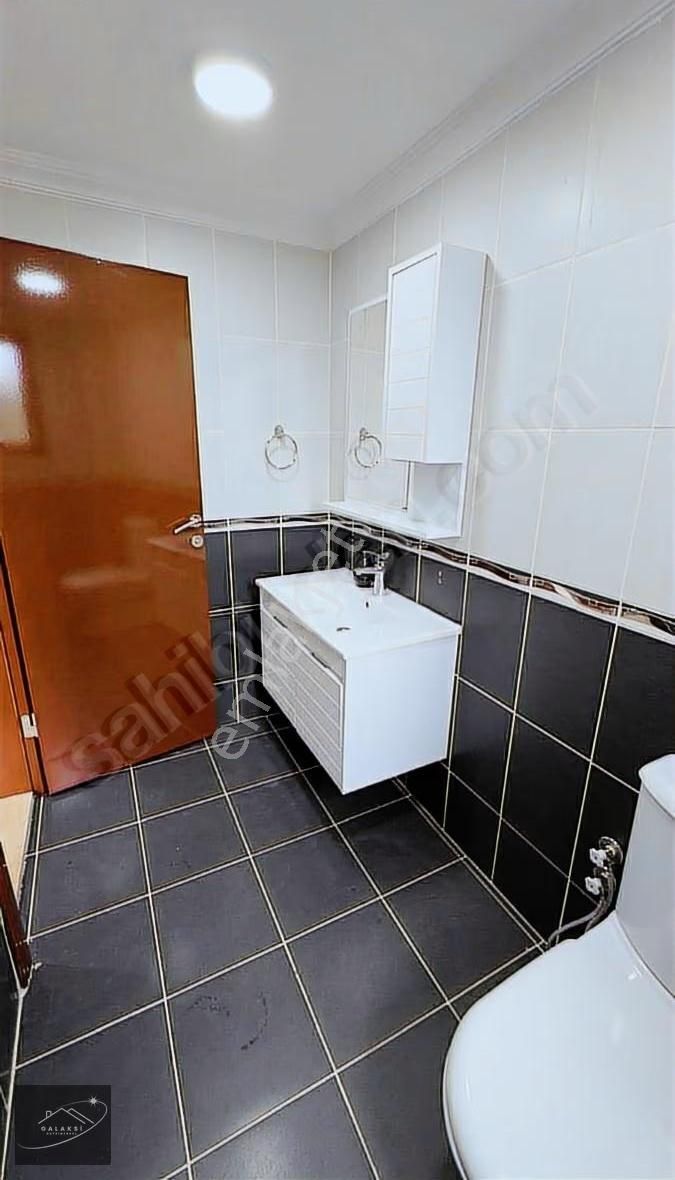 Galaksi Gayrimenkulden 6+1 Serdivanın En İyi Lokasyonunda Villa - Görsel 31