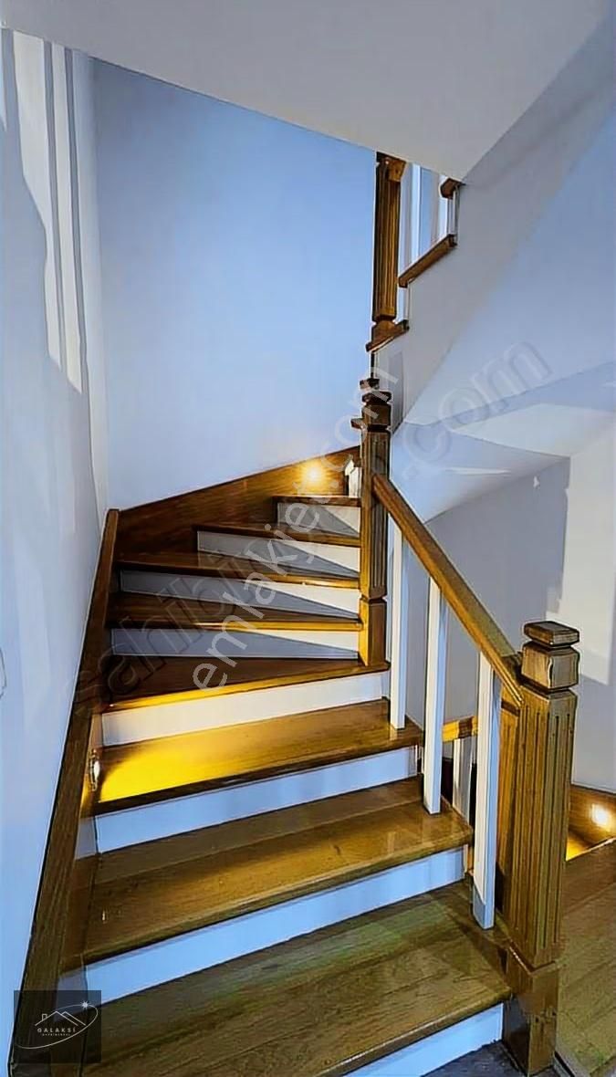 Galaksi Gayrimenkulden 6+1 Serdivanın En İyi Lokasyonunda Villa - Görsel 11