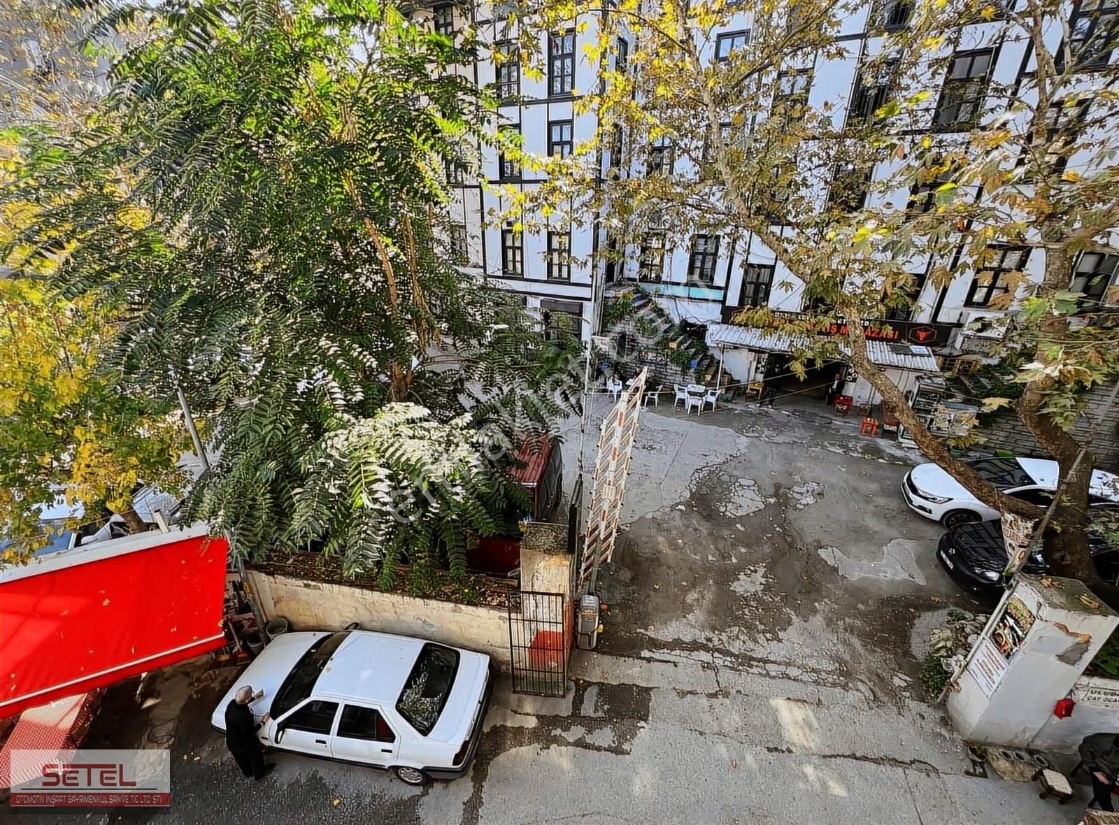 Setelden Reyhan Çeyizciler Çarşısında Kiralık Ofis - Görsel 3