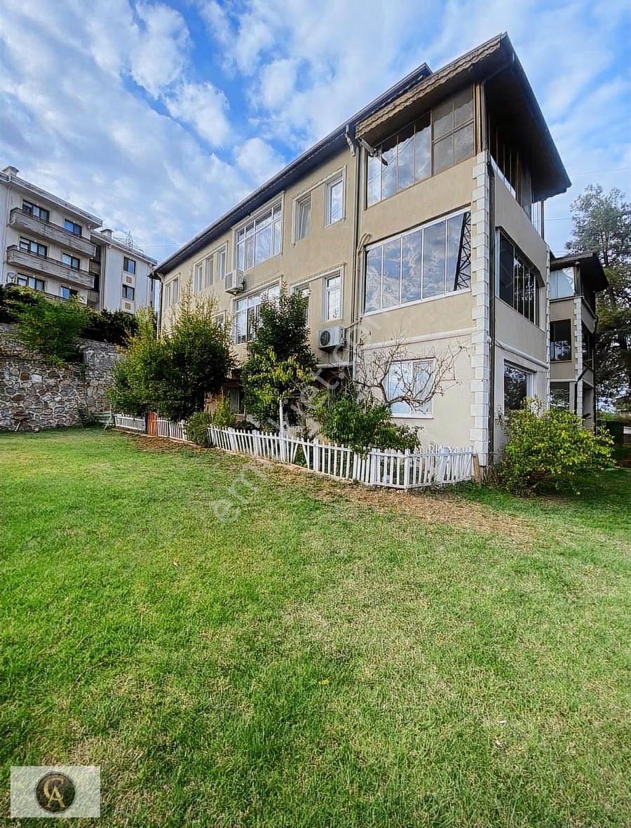 Serdivan'da Kiralık 2.kat 3+1 140m2 Daire - Görsel 6