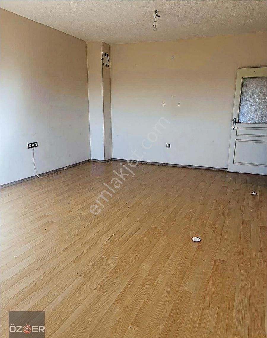 Öz-er Gayrimenkul'den Satılık 3+1 Toki Dairesi - Görsel 25