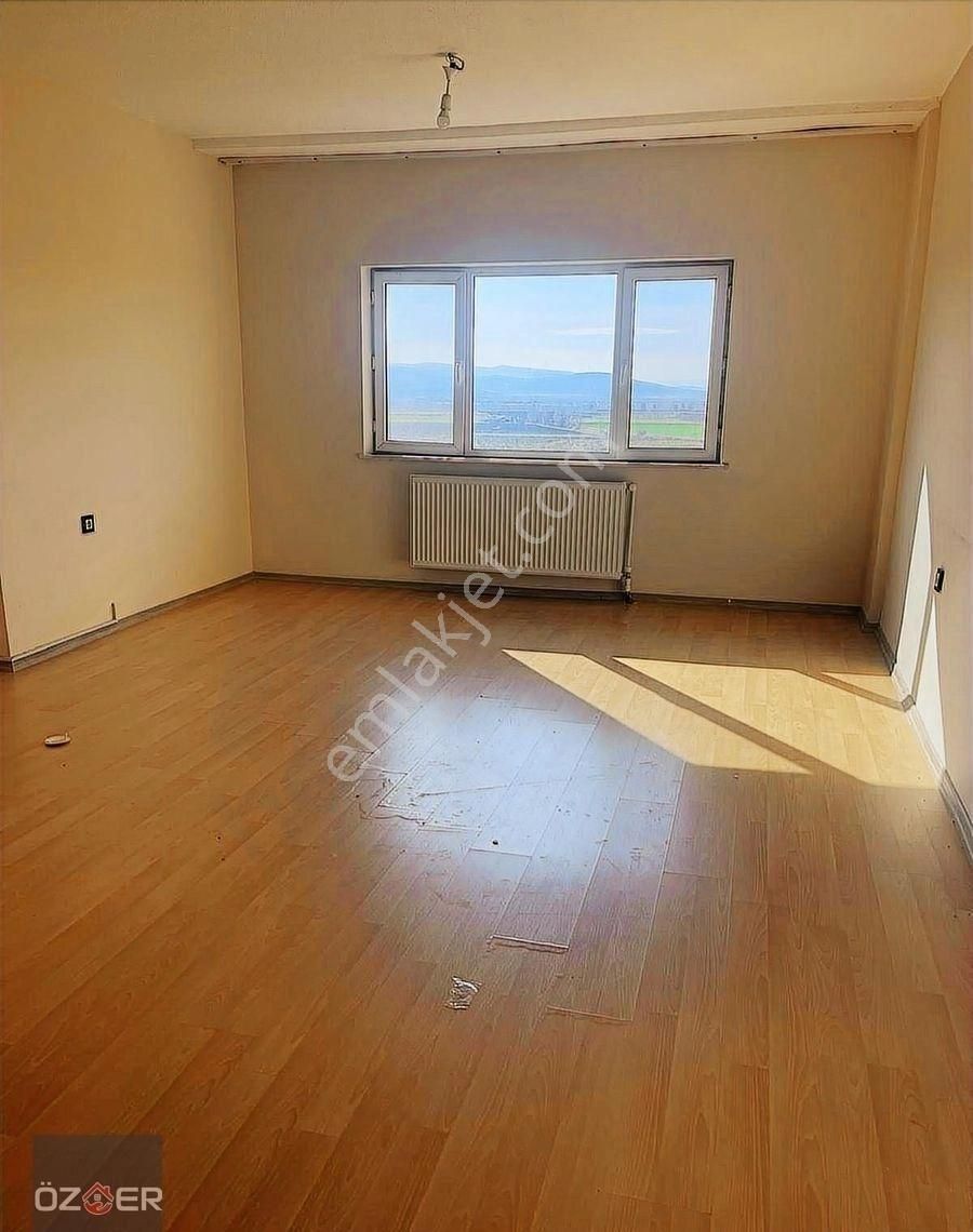 Öz-er Gayrimenkul'den Satılık 3+1 Toki Dairesi - Görsel 10