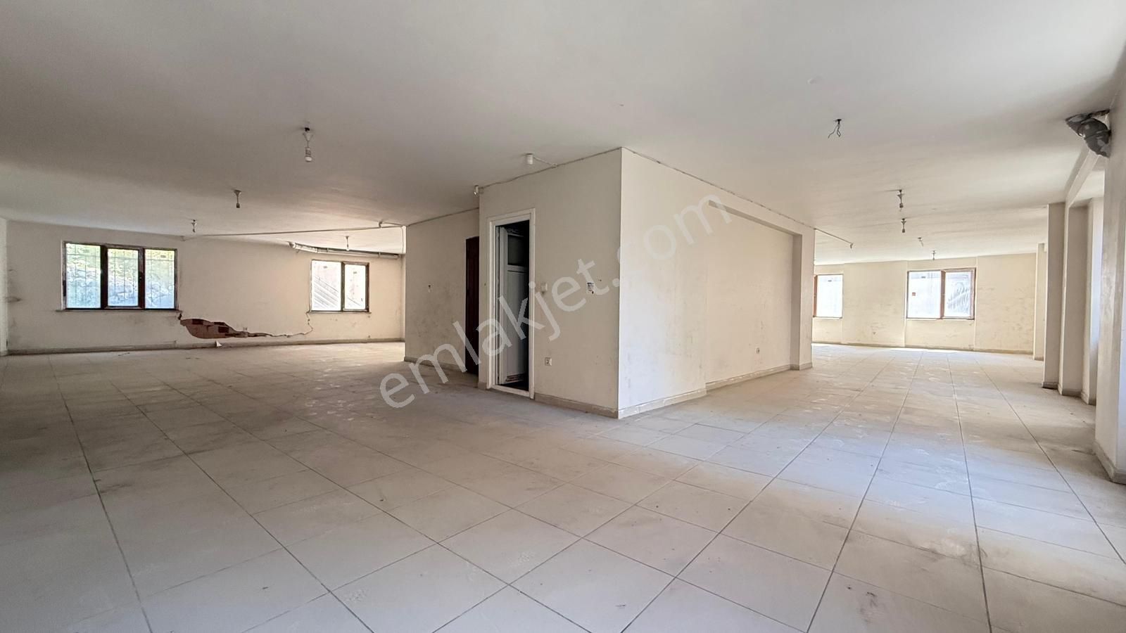 Kağıthane Talatpaşa Mh Yük Asansörlü Kiralık 200m2 Dükkan & Depo - Görsel 5