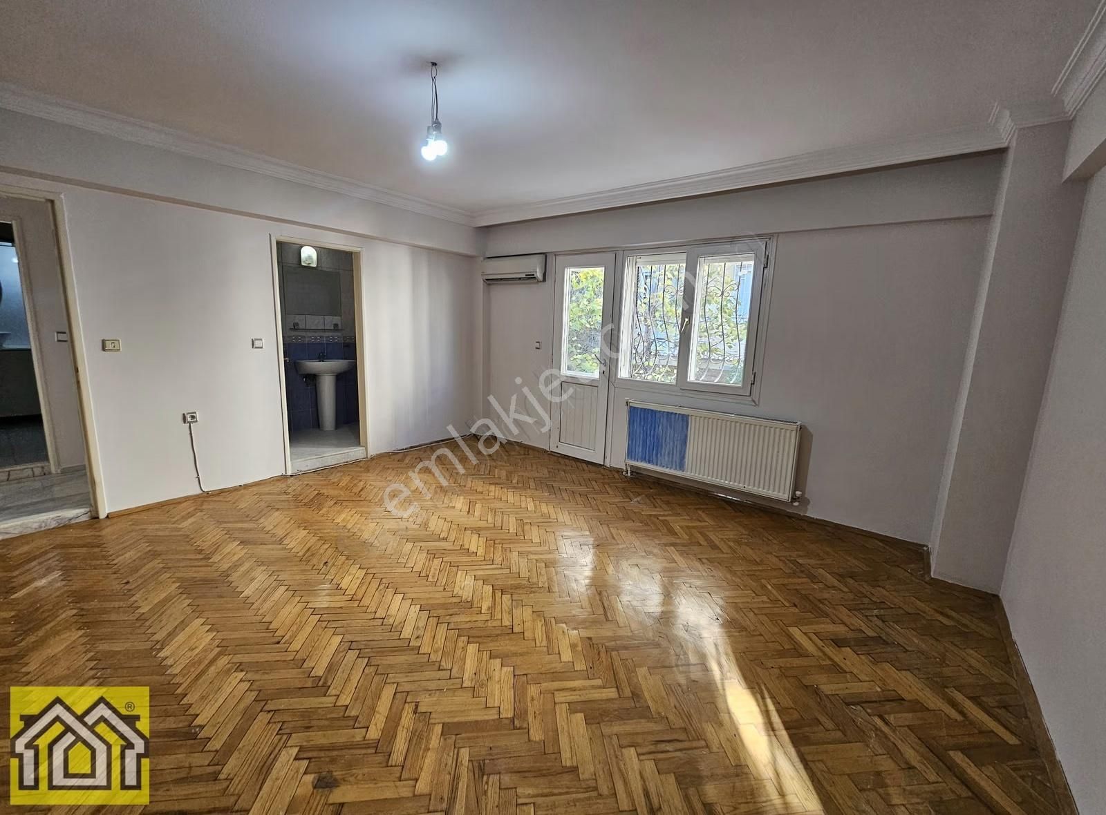 Korutürk Mah. Caddeye Yakın 4+1 350m2 Müstakil Hesaplı Villa - Görsel 29