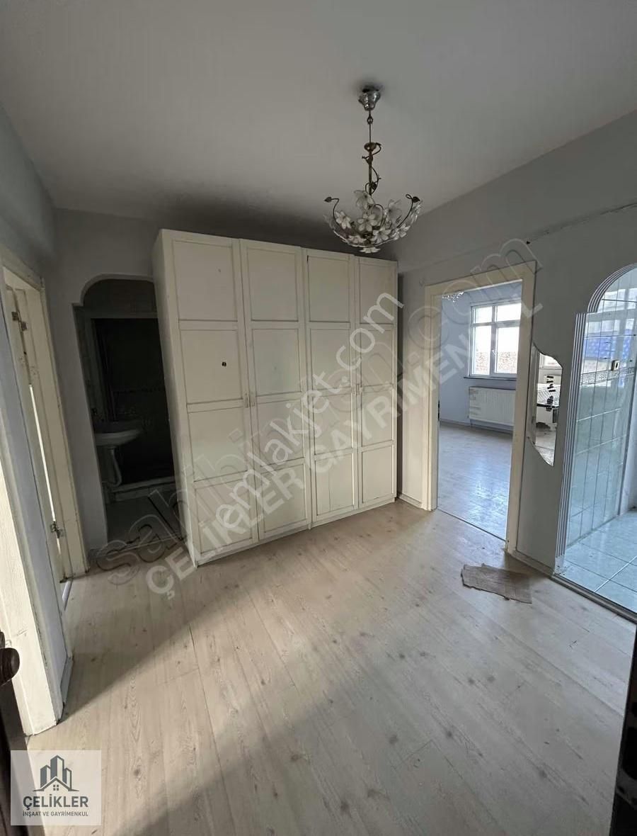 Çelikler Gayrimenkul'den Satılık 4.kat Çatı Kullanımlı Daire - Görsel 9