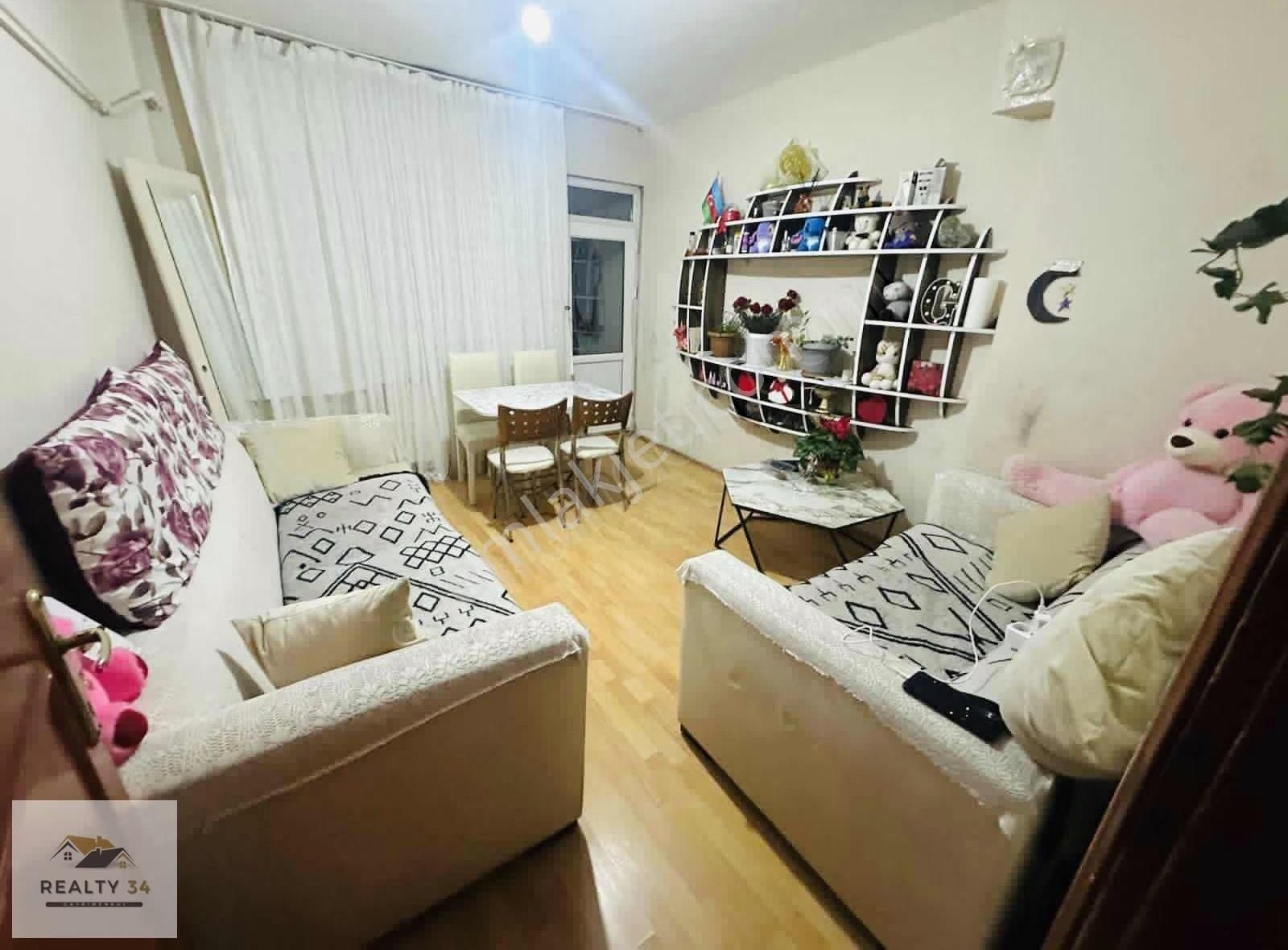 Atatürk Mah. 2+1 4. Kat Masrafsız Satılık Hisseli Daire - Görsel 2