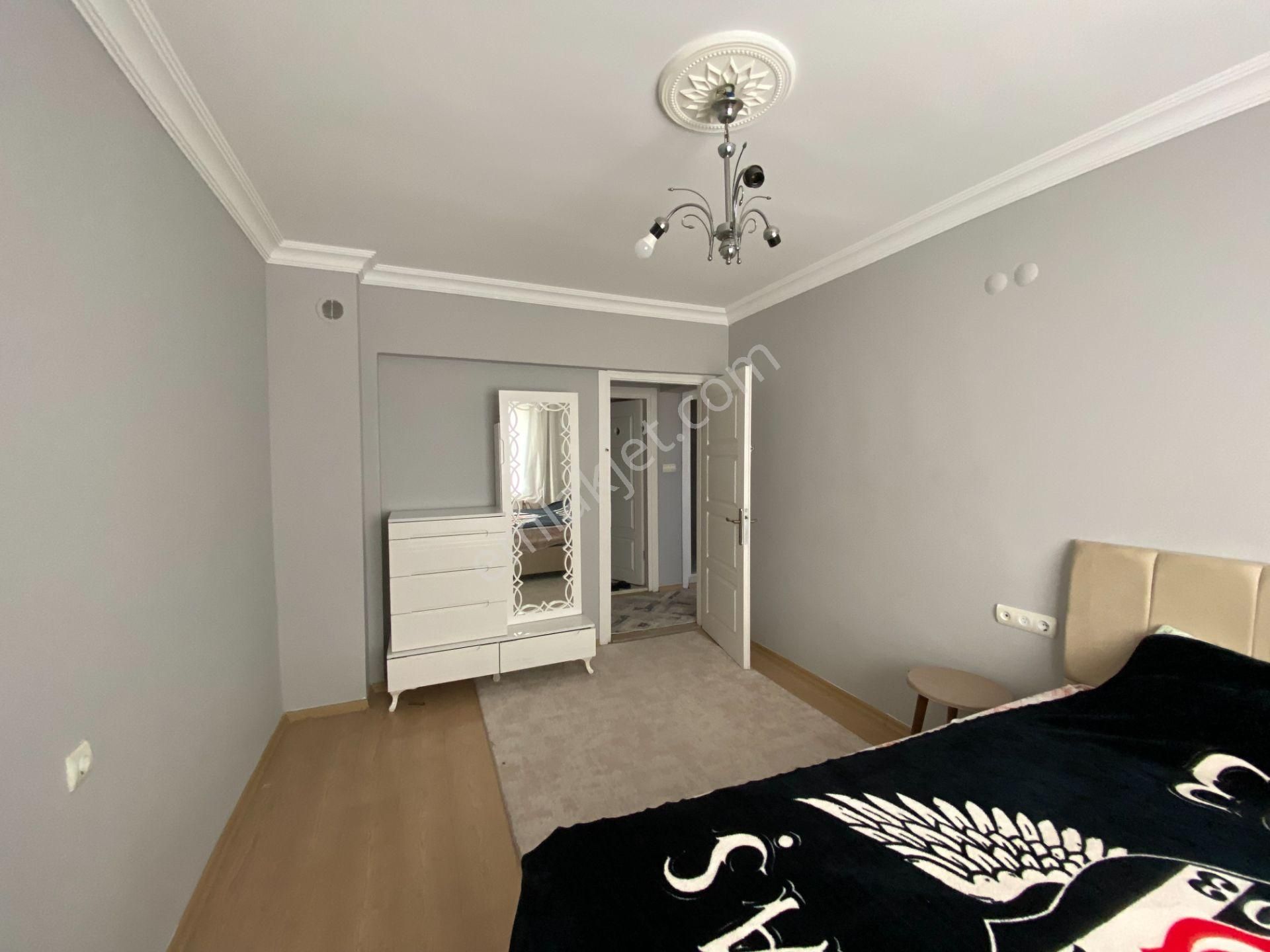 Çiğli Cumhuriyet Mah. Doğalgazlı Asansörlü Satılık 3+1 Daire - Görsel 8