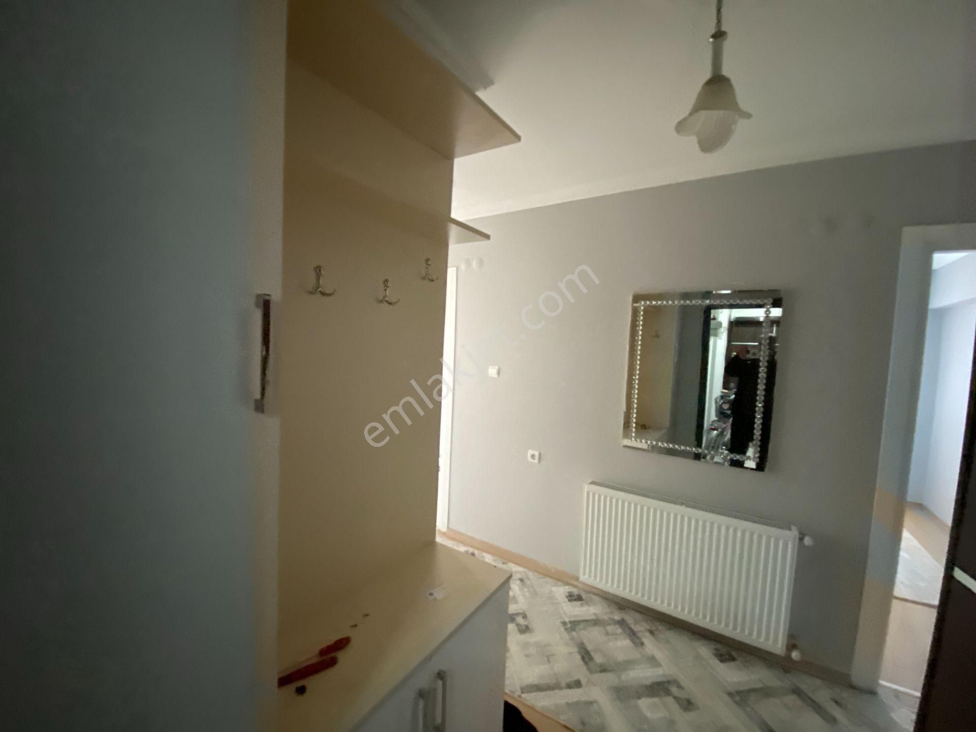 Çiğli Cumhuriyet Mah. Doğalgazlı Asansörlü Satılık 3+1 Daire - Görsel 4