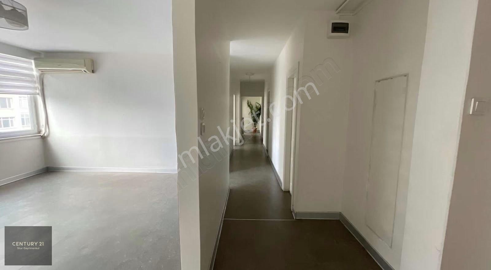 Century 21 Stardan Akmerkezin Karşısında Harika Konumda Daire - Görsel 18
