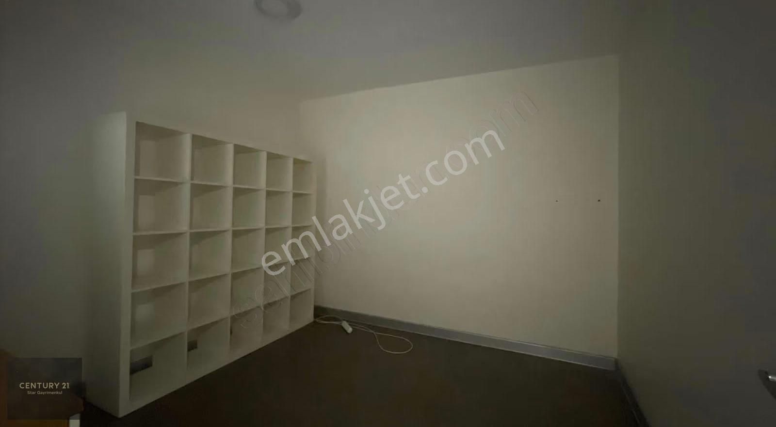 Century 21 Stardan Akmerkezin Karşısında Harika Konumda Daire - Görsel 3