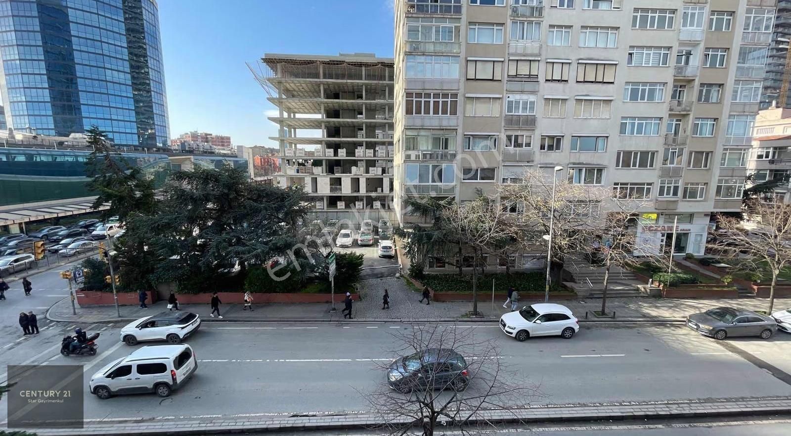 Century 21 Stardan Akmerkezin Karşısında Harika Konumda Daire - Görsel 21