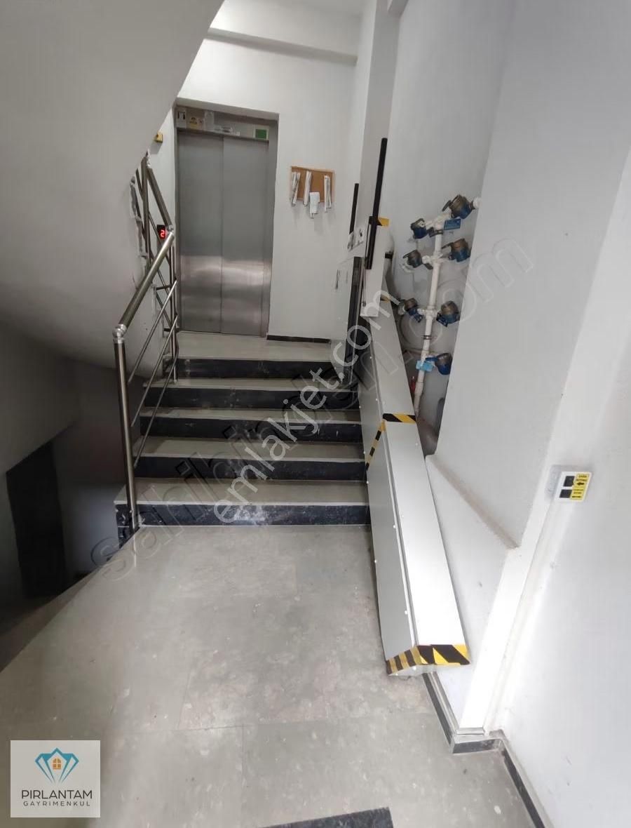 Nef Yanında Fırsat Eşyalı Satılık 1+1 Daire - Görsel 9