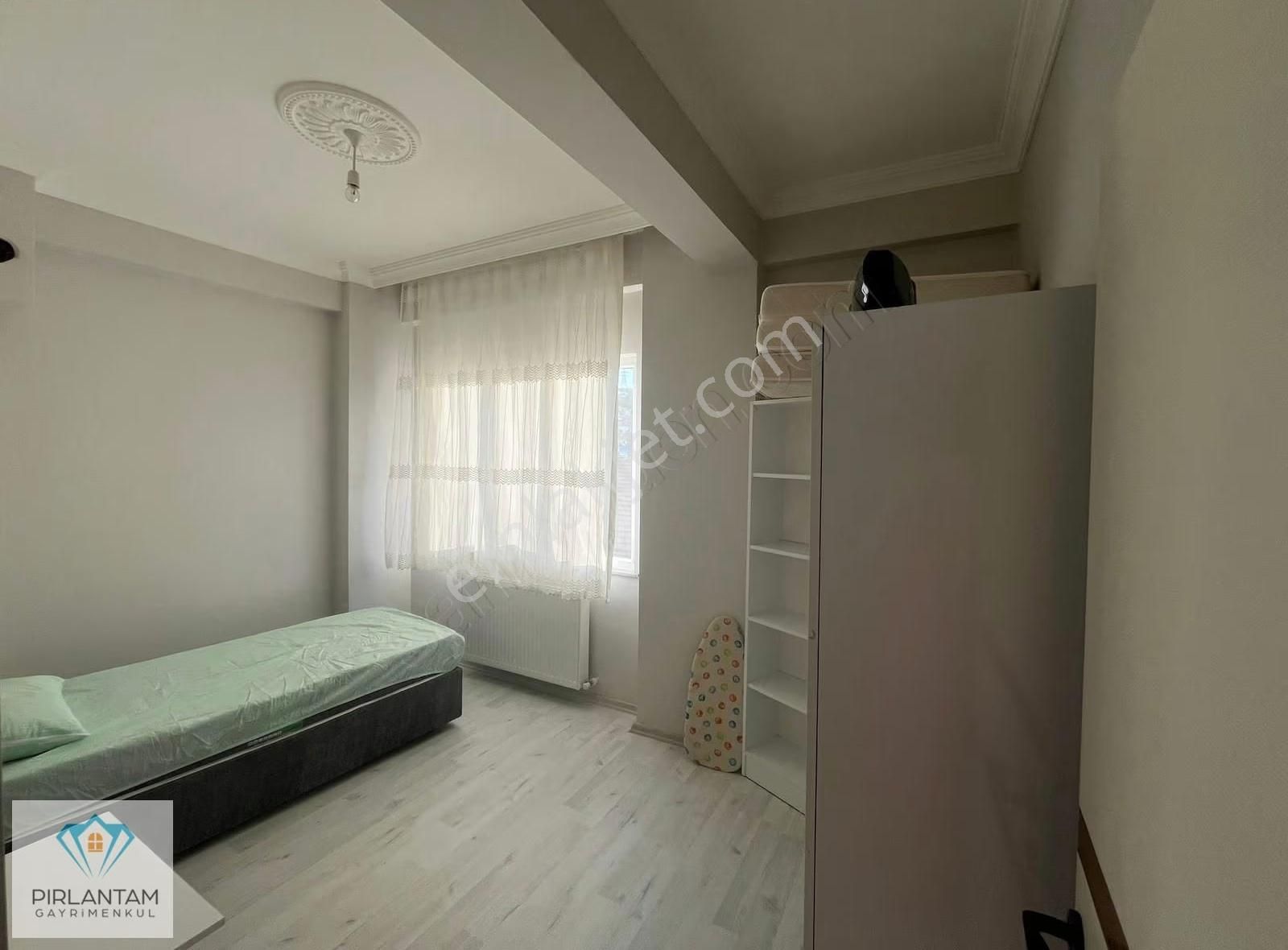 Nef Yanında Fırsat Eşyalı Satılık 1+1 Daire - Görsel 8