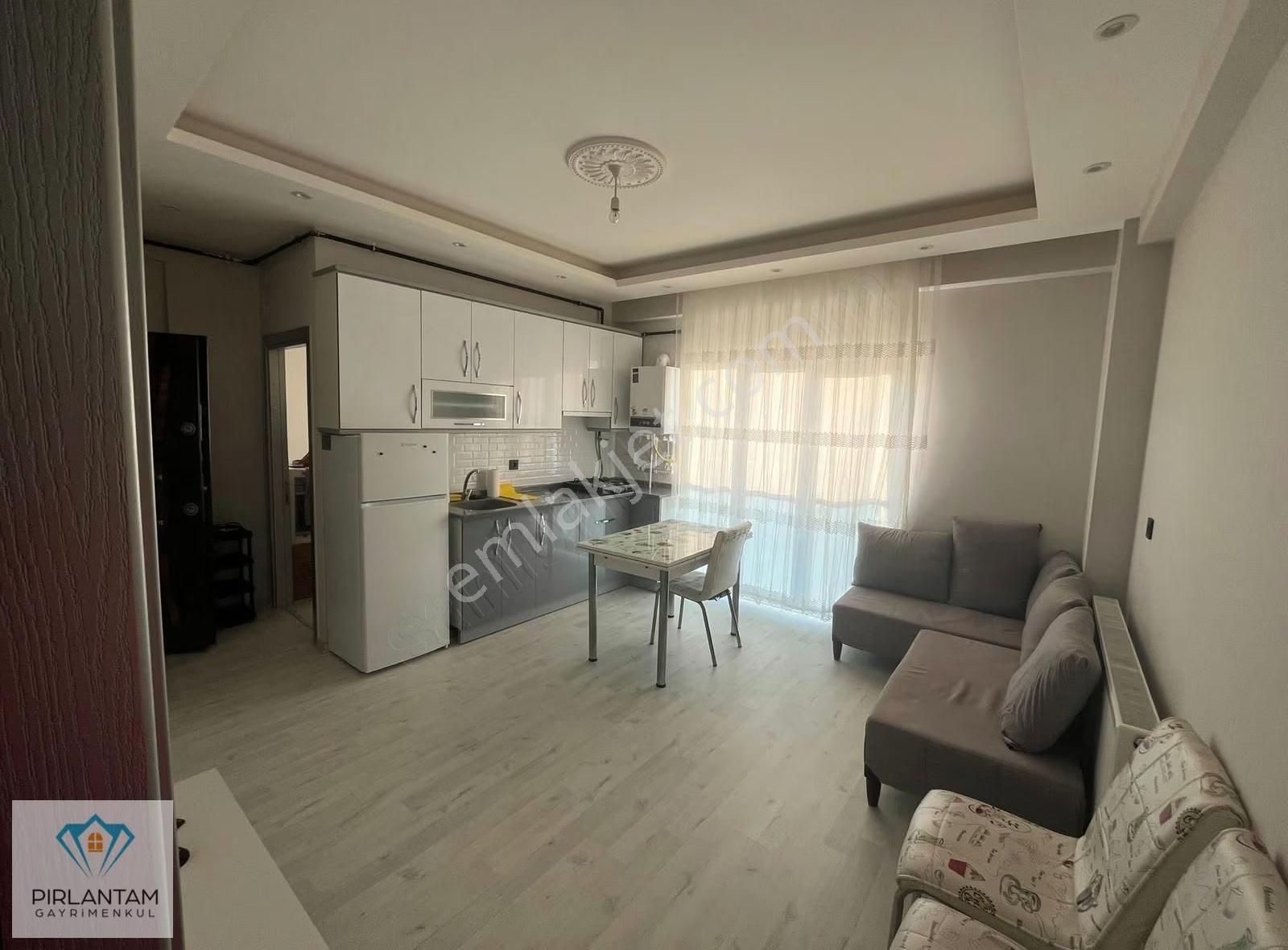 Nef Yanında Fırsat Eşyalı Satılık 1+1 Daire - Görsel 13